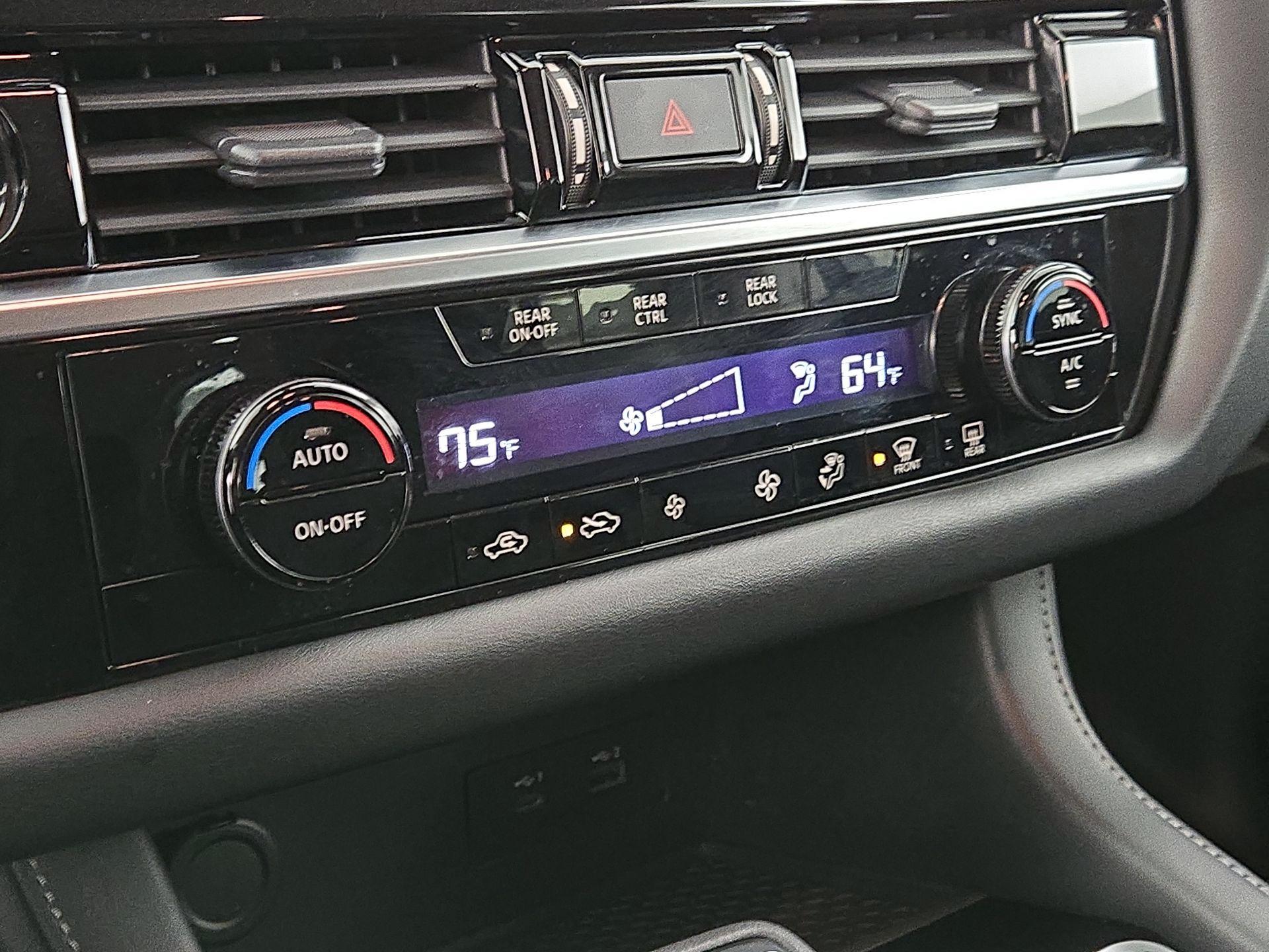 Thumbnail: 2022 Nissan Pathfinder - 16