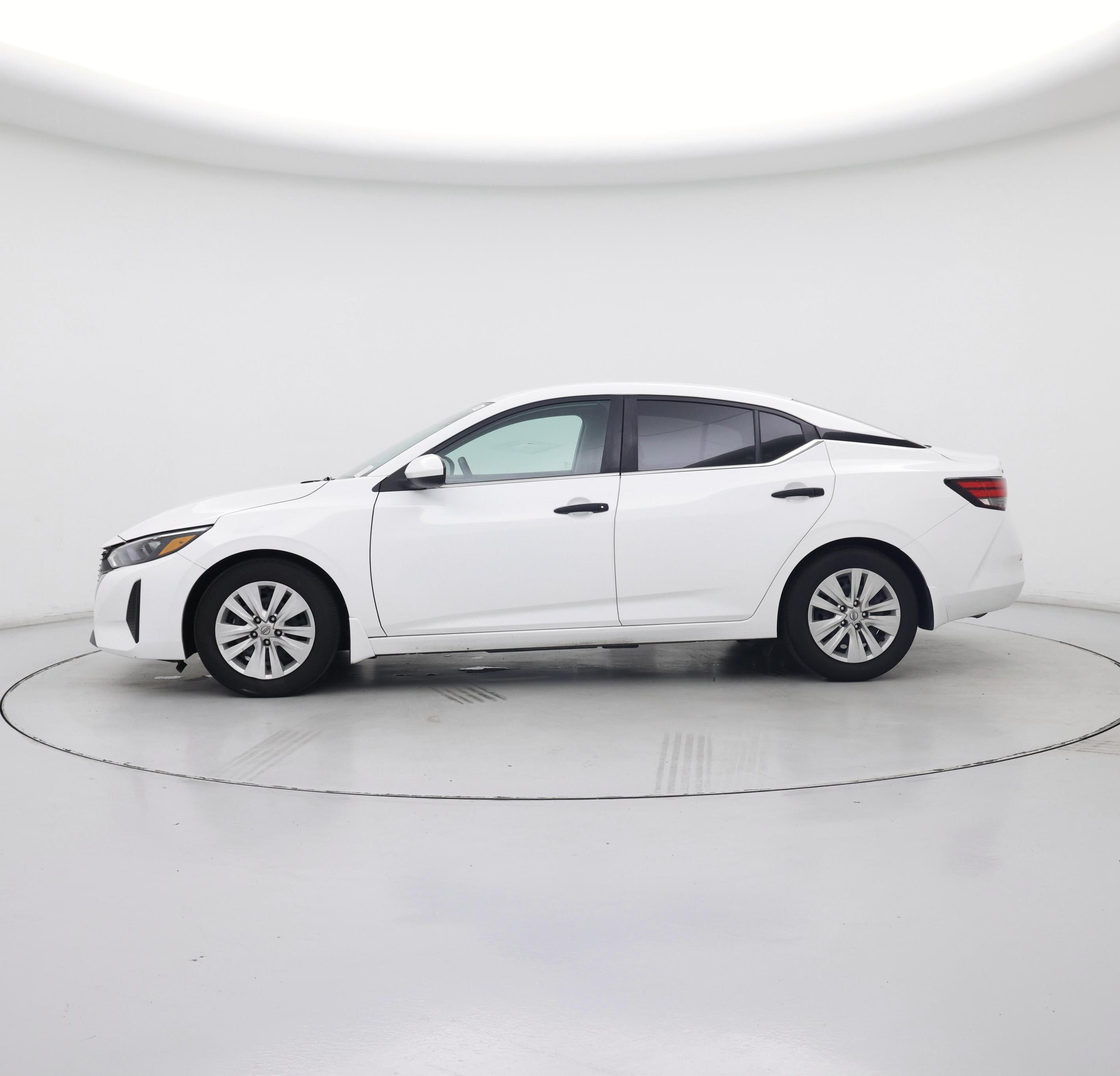 Thumbnail: 2024 Nissan Sentra - 3