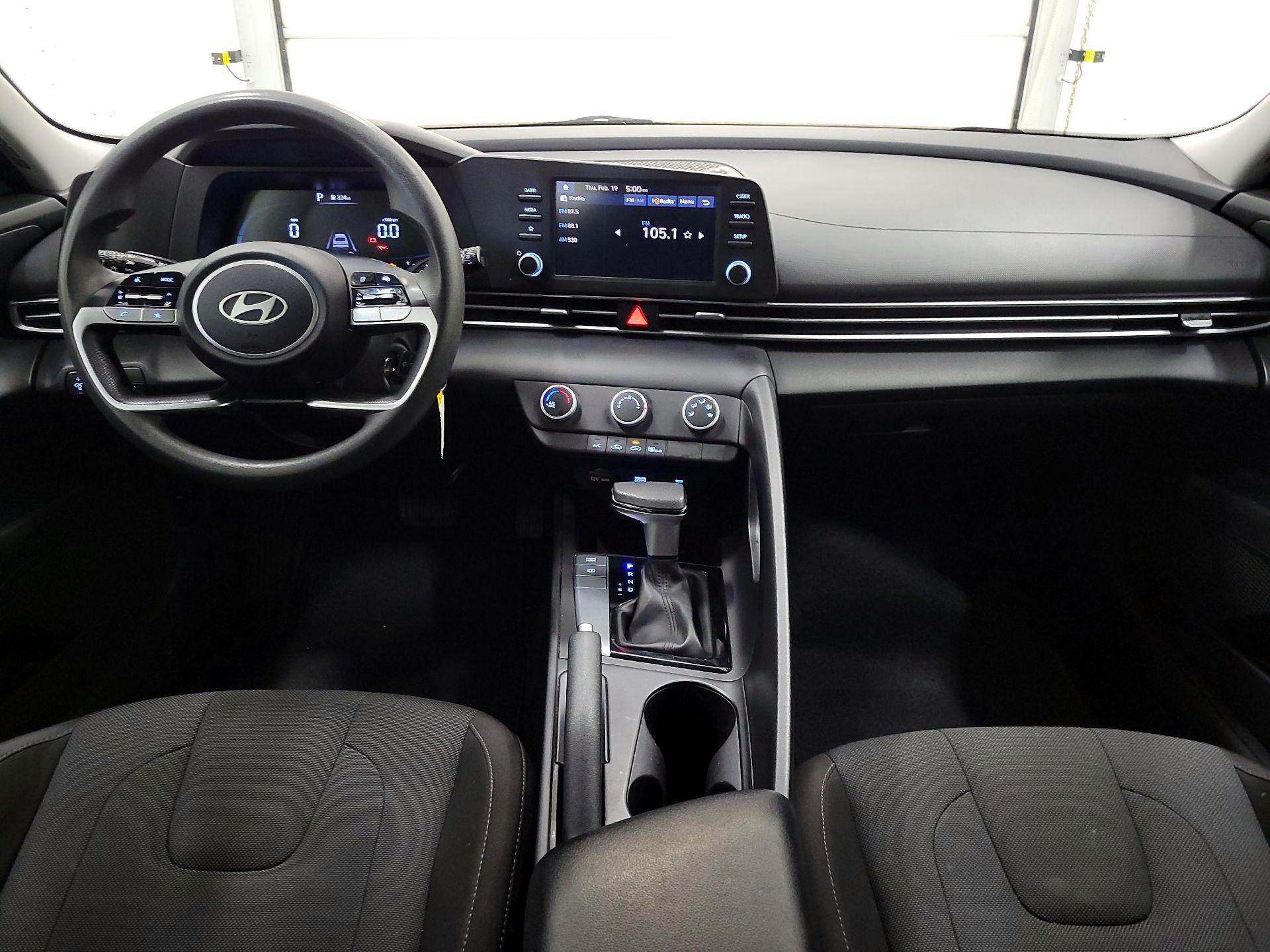 Thumbnail: 2024 Hyundai Elantra - 9