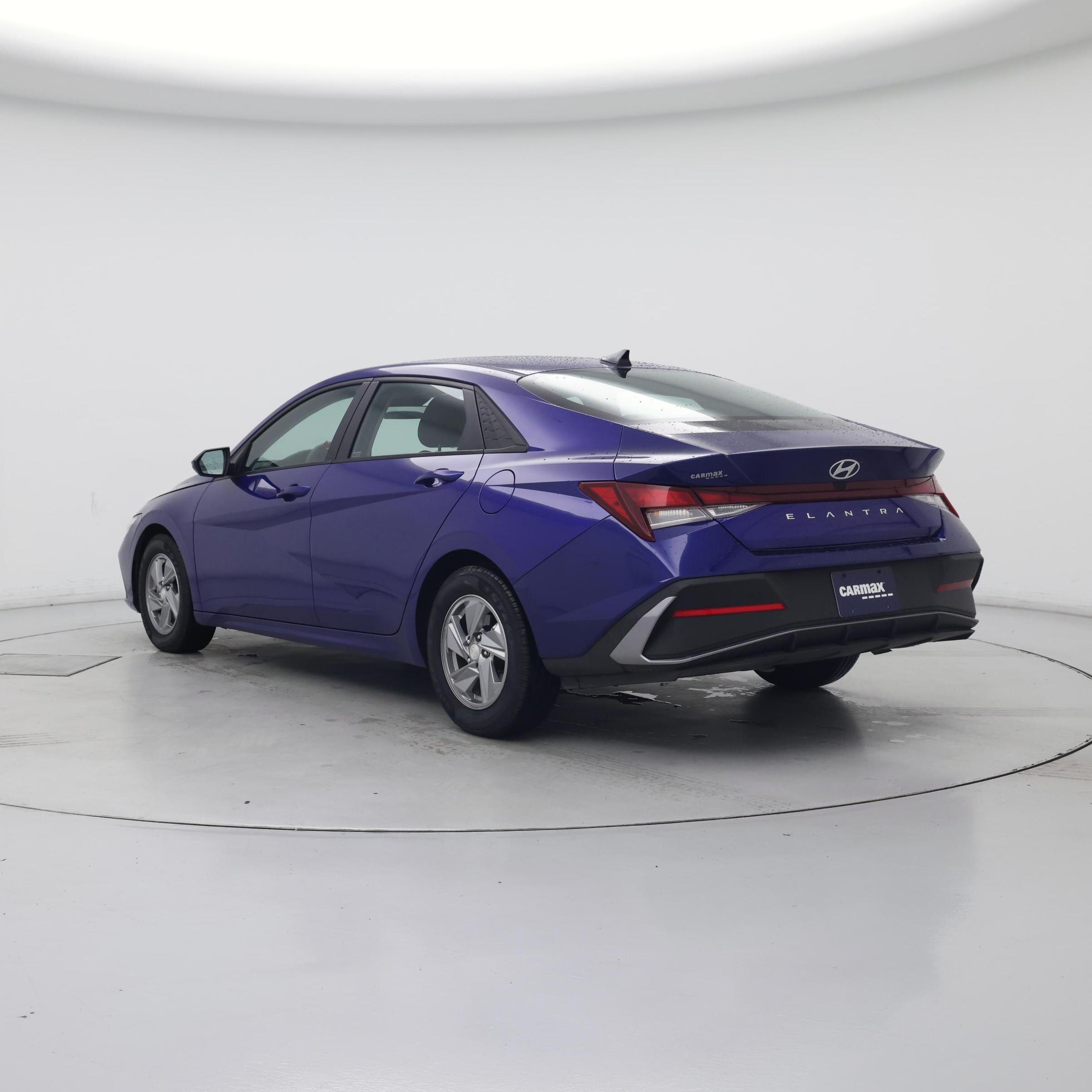 Thumbnail: 2024 Hyundai Elantra - 2