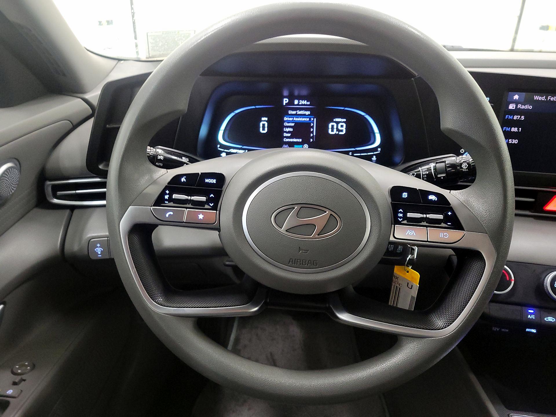 Thumbnail: 2024 Hyundai Elantra - 10
