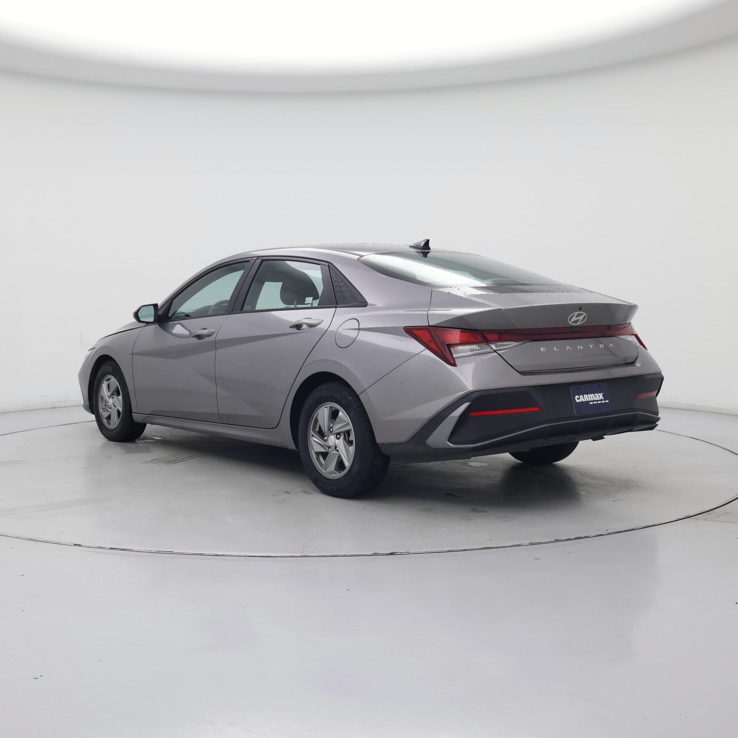 Thumbnail: 2024 Hyundai Elantra - 2