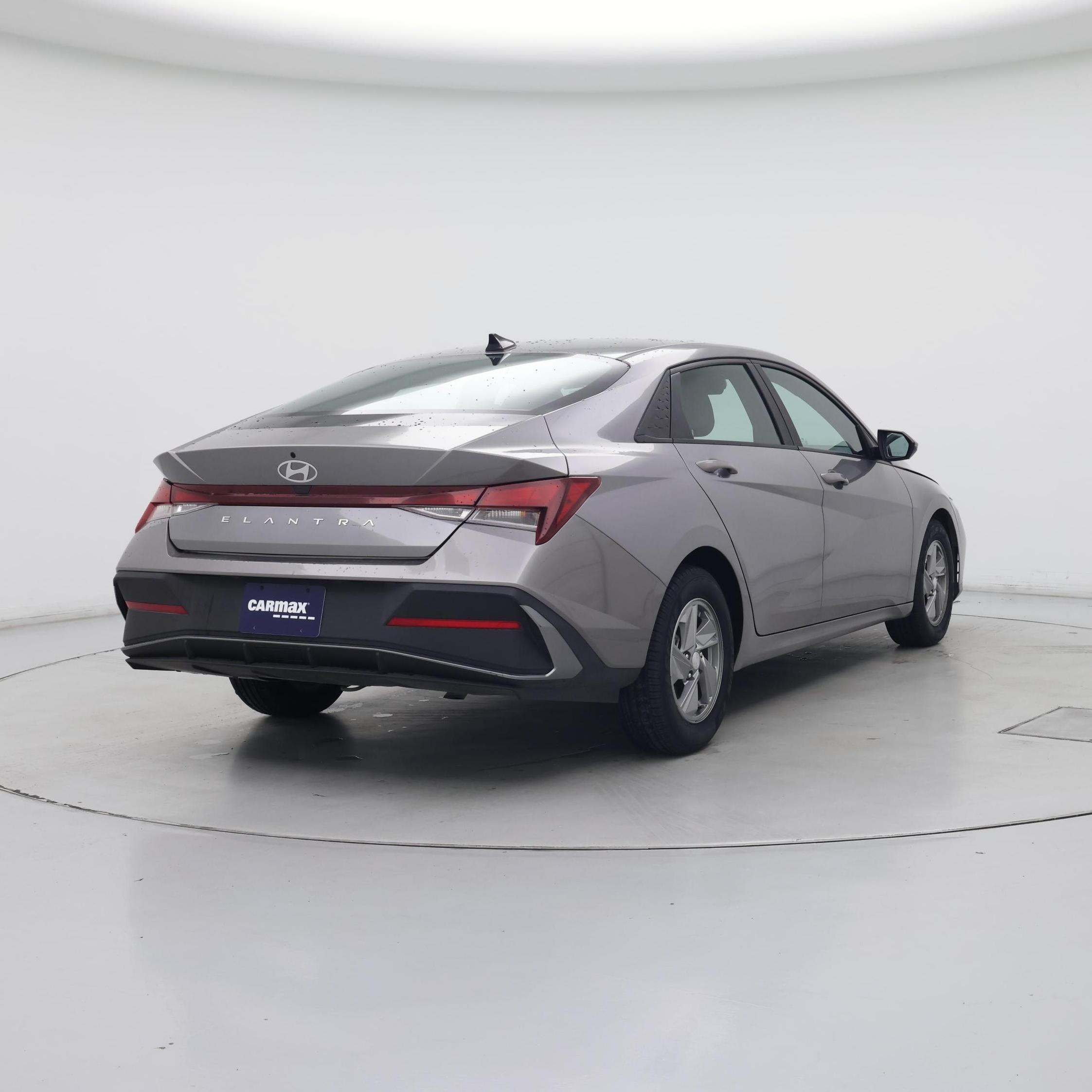 Thumbnail: 2024 Hyundai Elantra - 8