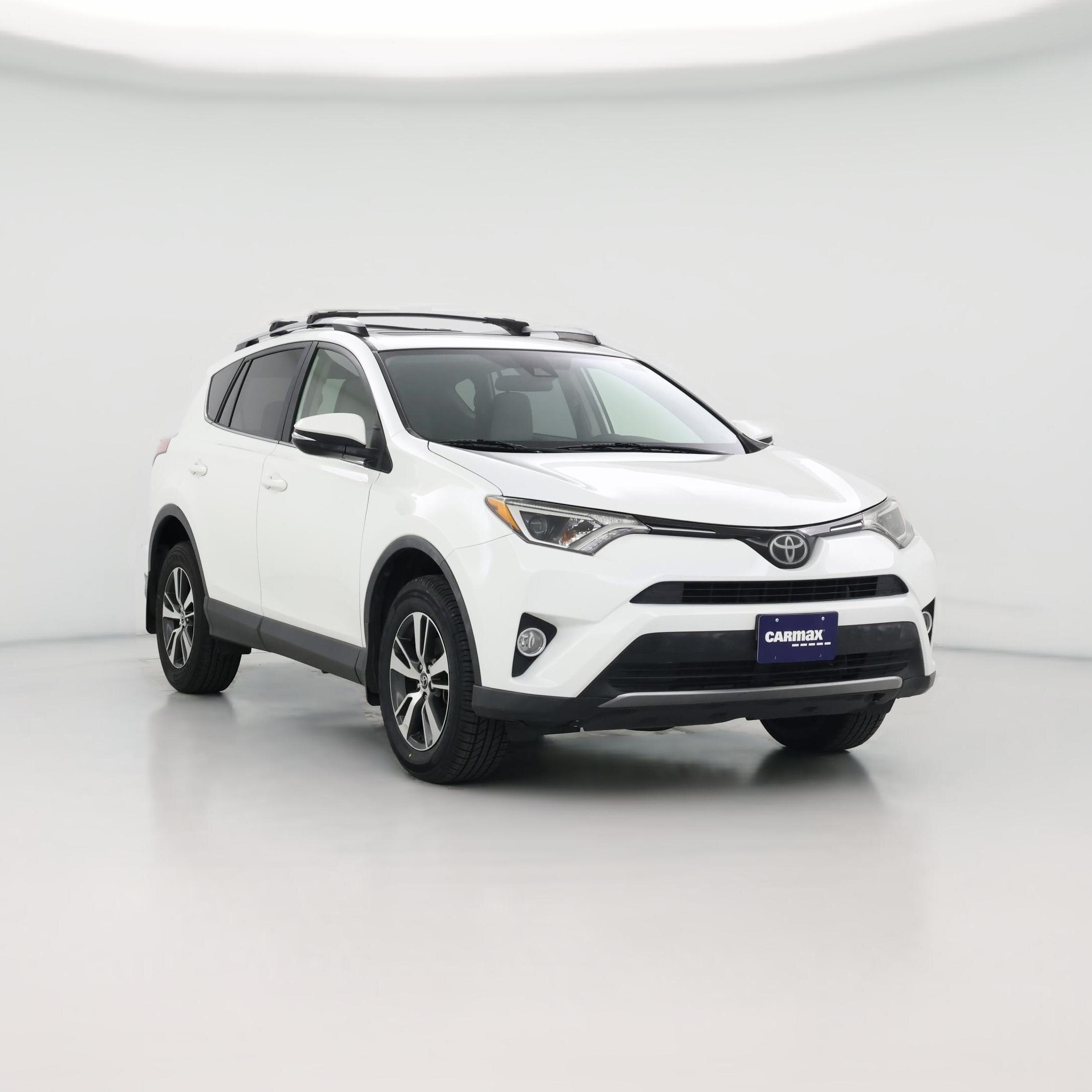 Thumbnail: 2017 Toyota RAV4 - 1