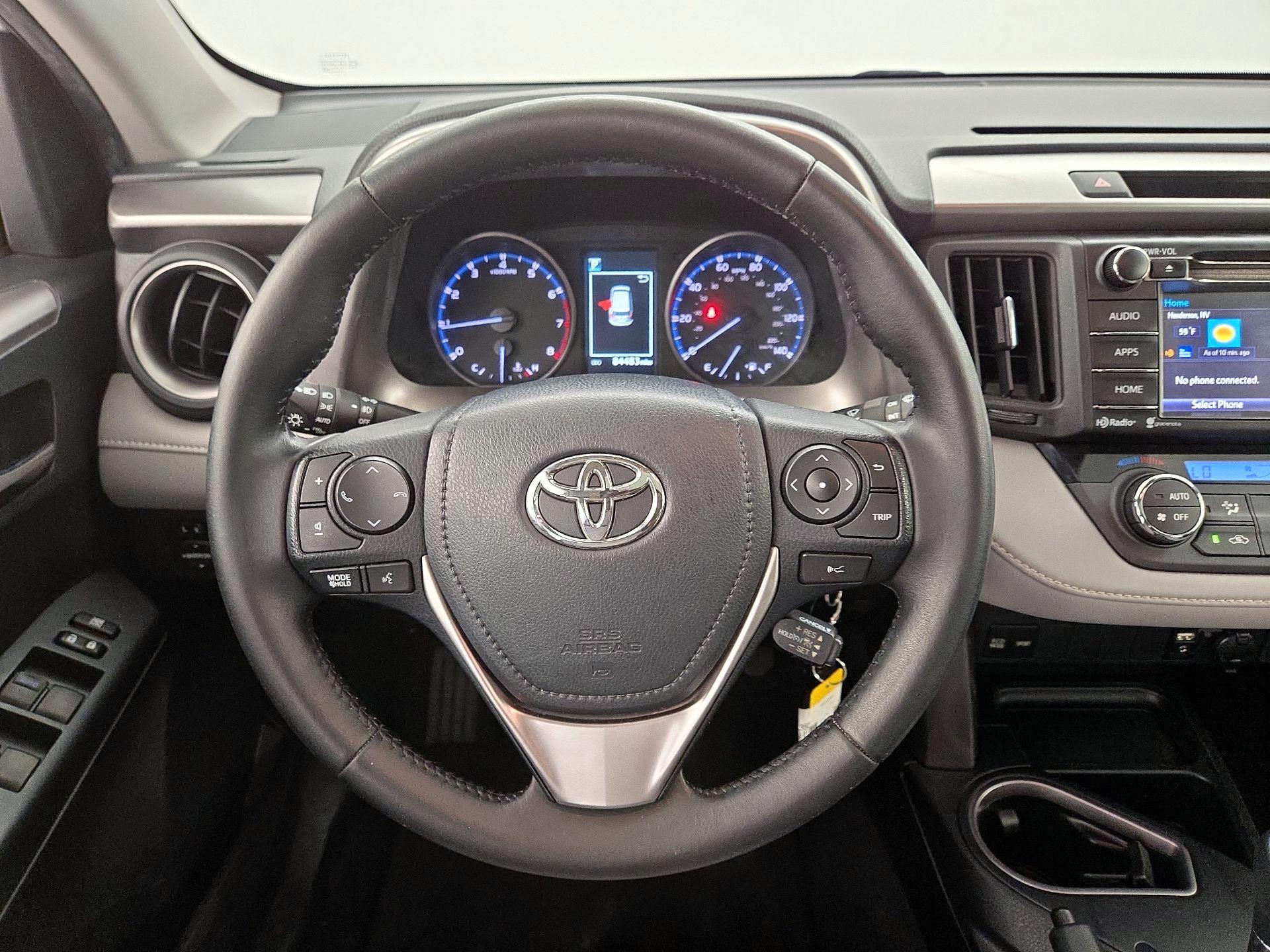 Thumbnail: 2017 Toyota RAV4 - 10