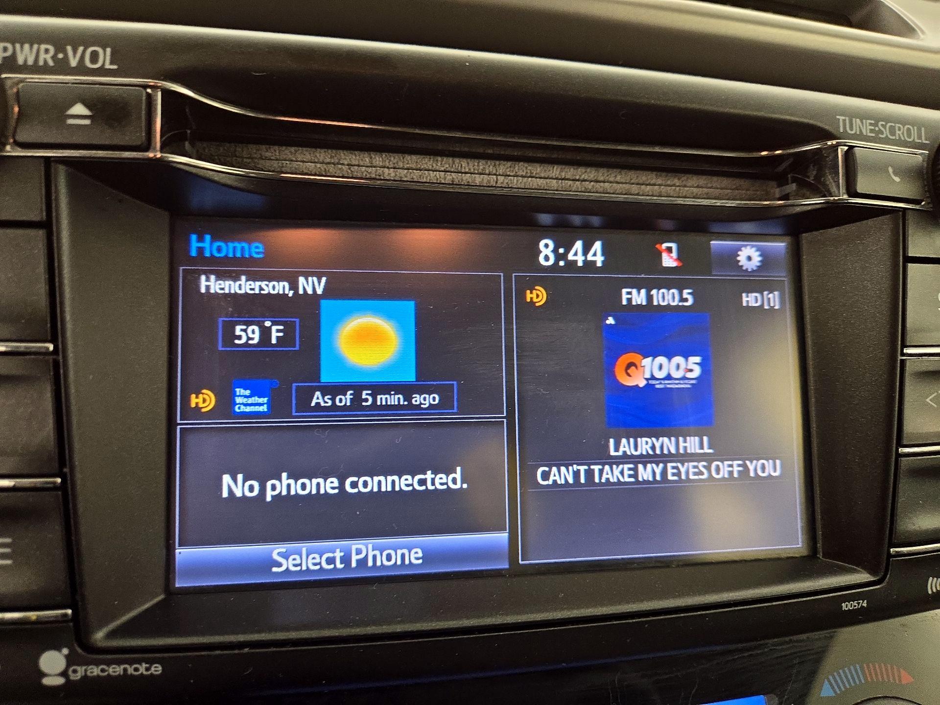 Thumbnail: 2017 Toyota RAV4 - 15