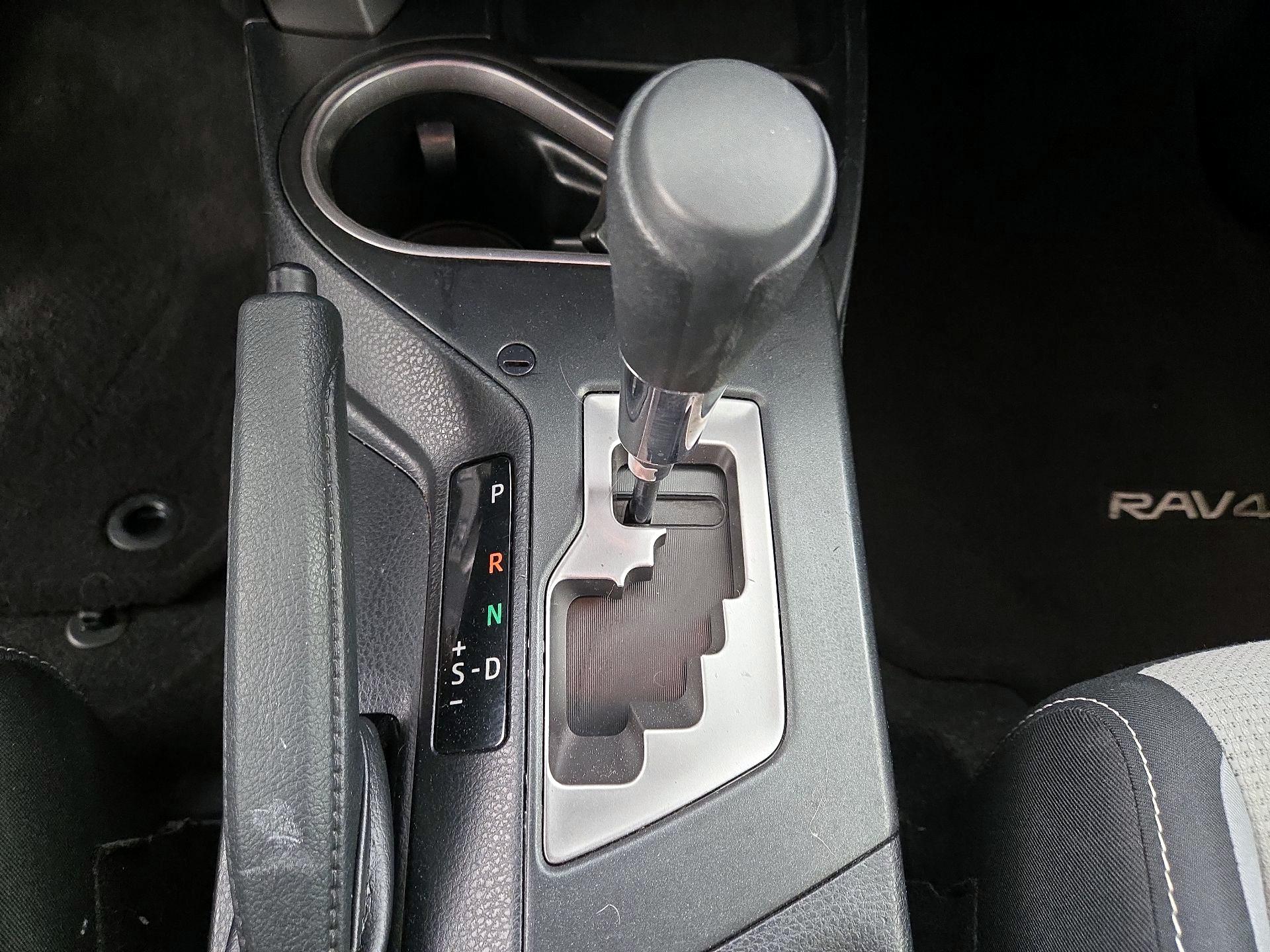 Thumbnail: 2017 Toyota RAV4 - 17