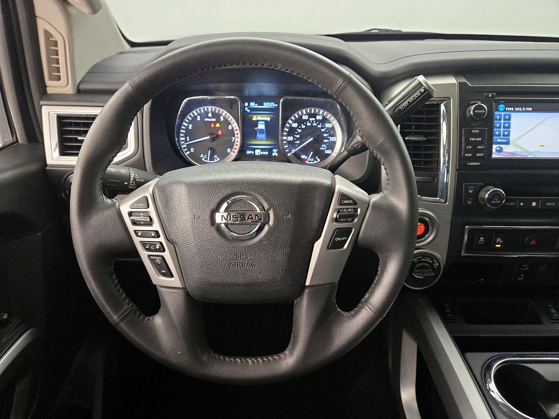 Thumbnail: 2018 Nissan Titan - 10