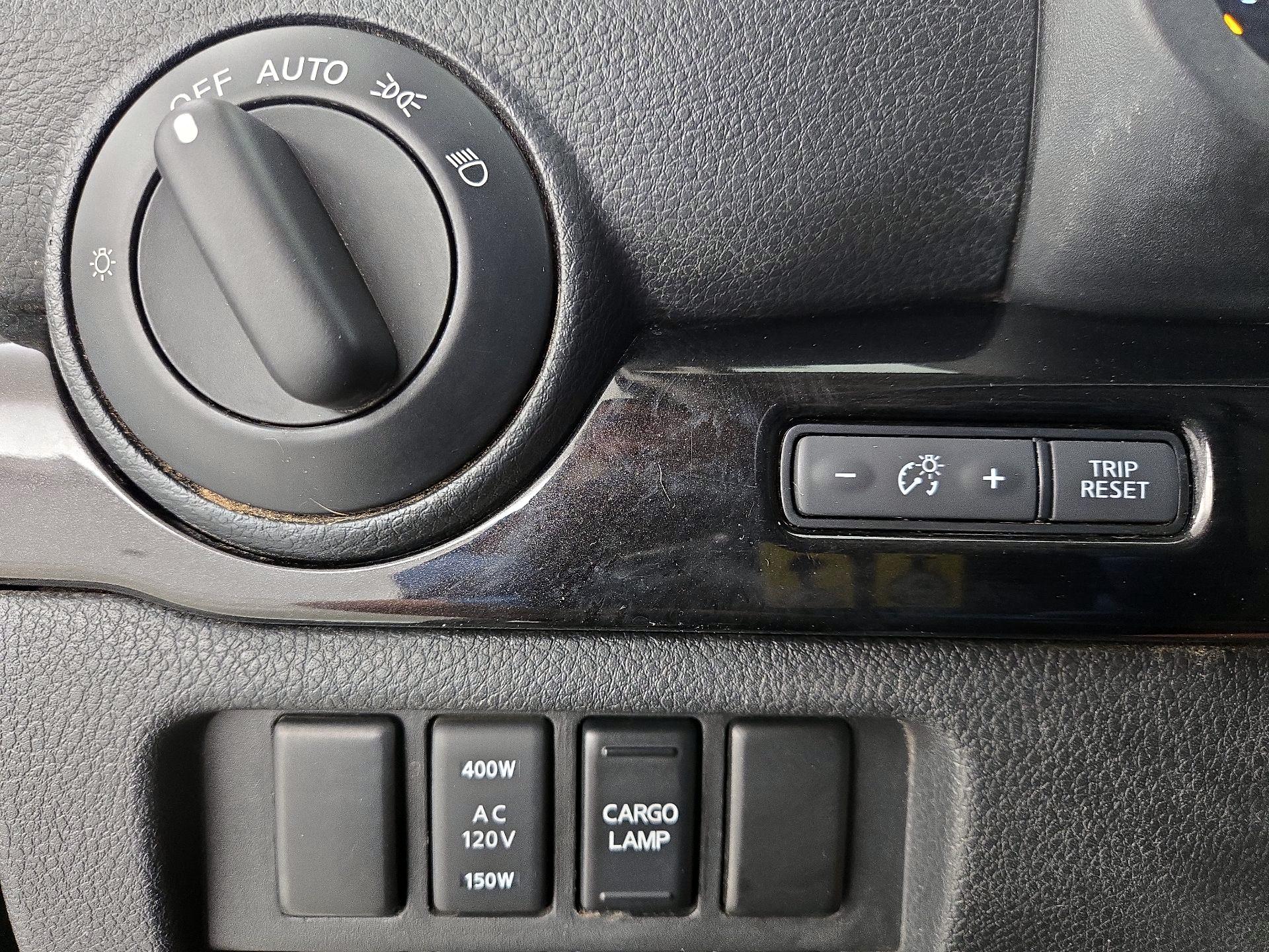 Thumbnail: 2018 Nissan Titan - 13