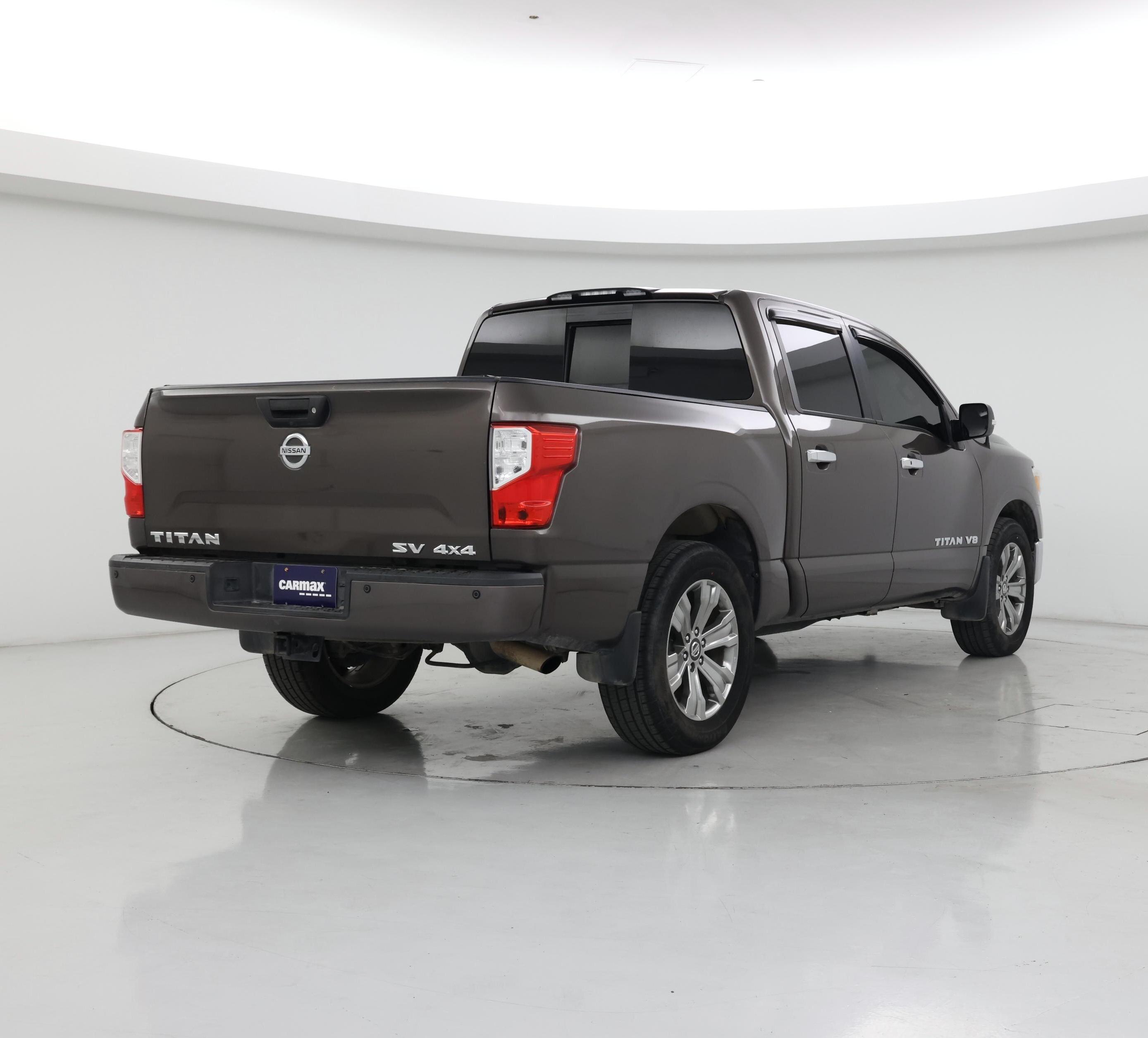 Thumbnail: 2018 Nissan Titan - 8