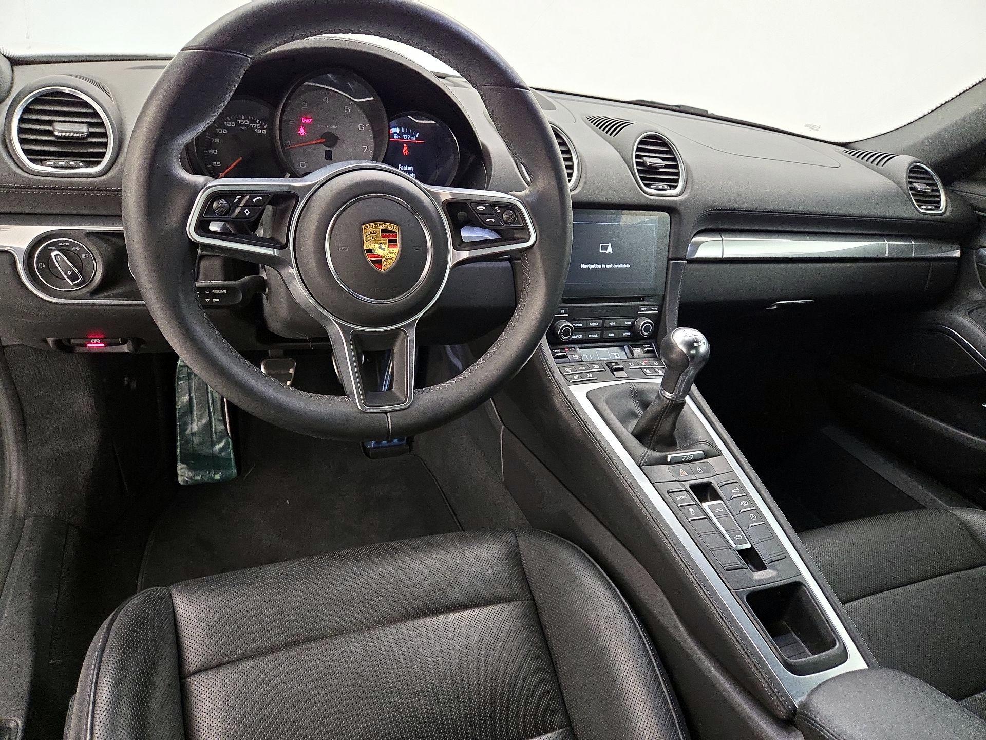 Thumbnail: 2021 Porsche 718 Boxster - 9