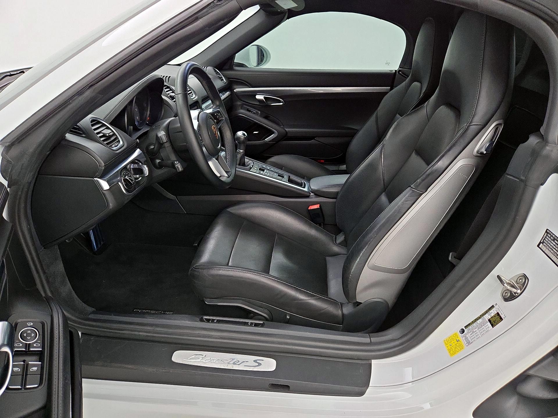 Thumbnail: 2021 Porsche 718 Boxster - 11