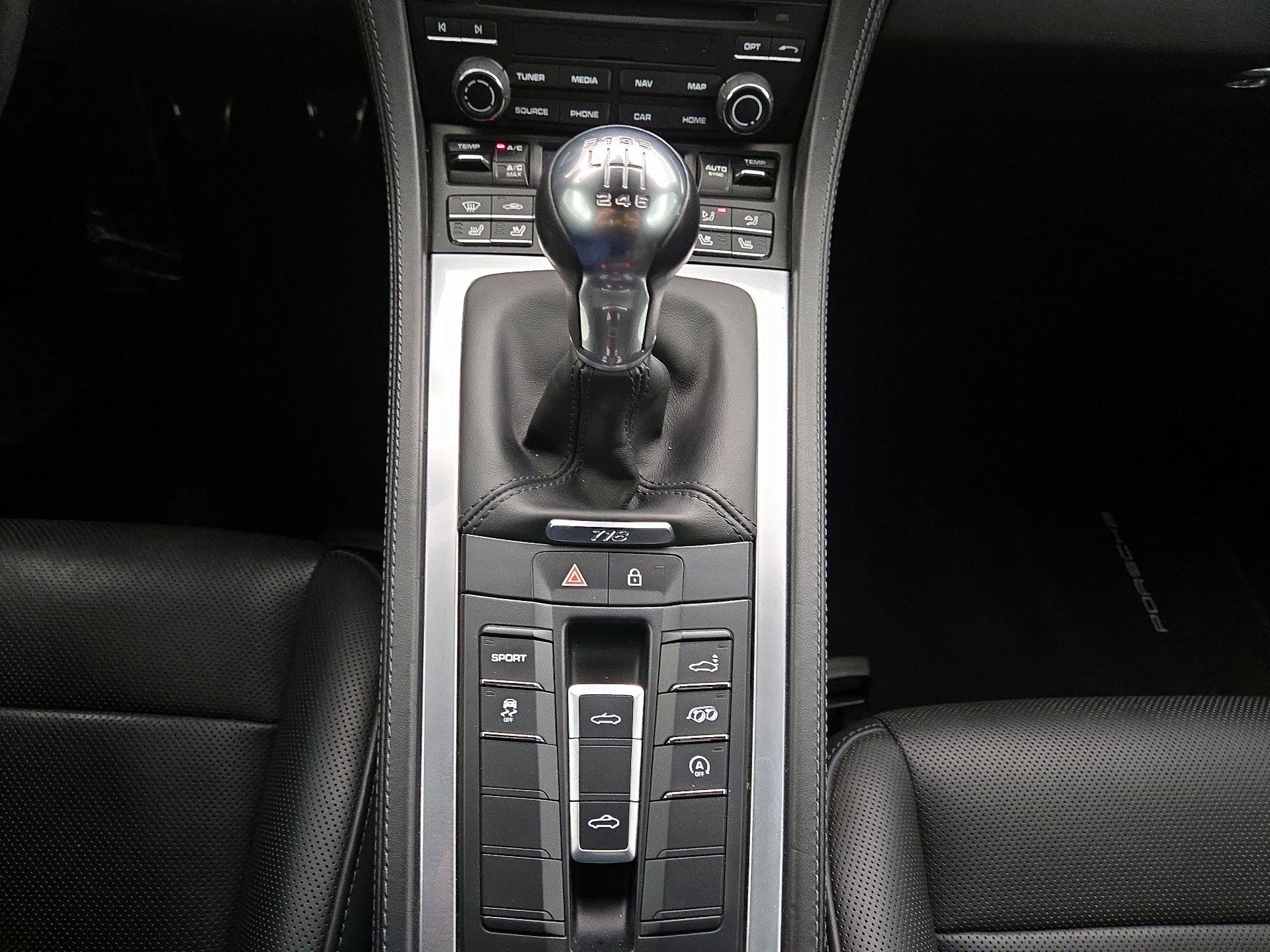 Thumbnail: 2021 Porsche 718 Boxster - 17