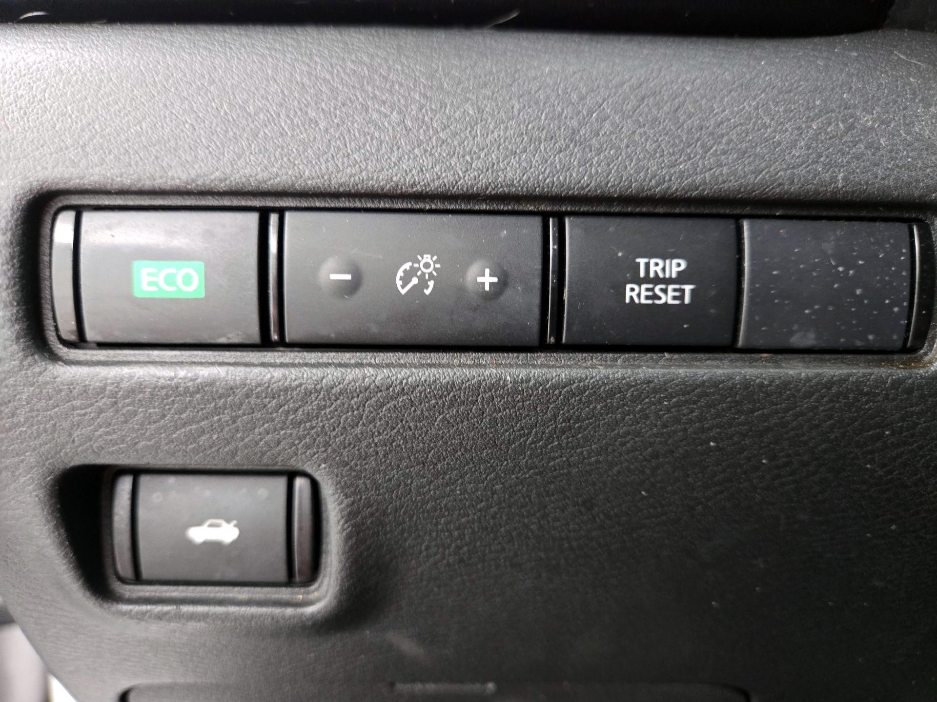 Thumbnail: 2020 Nissan Sentra - 13