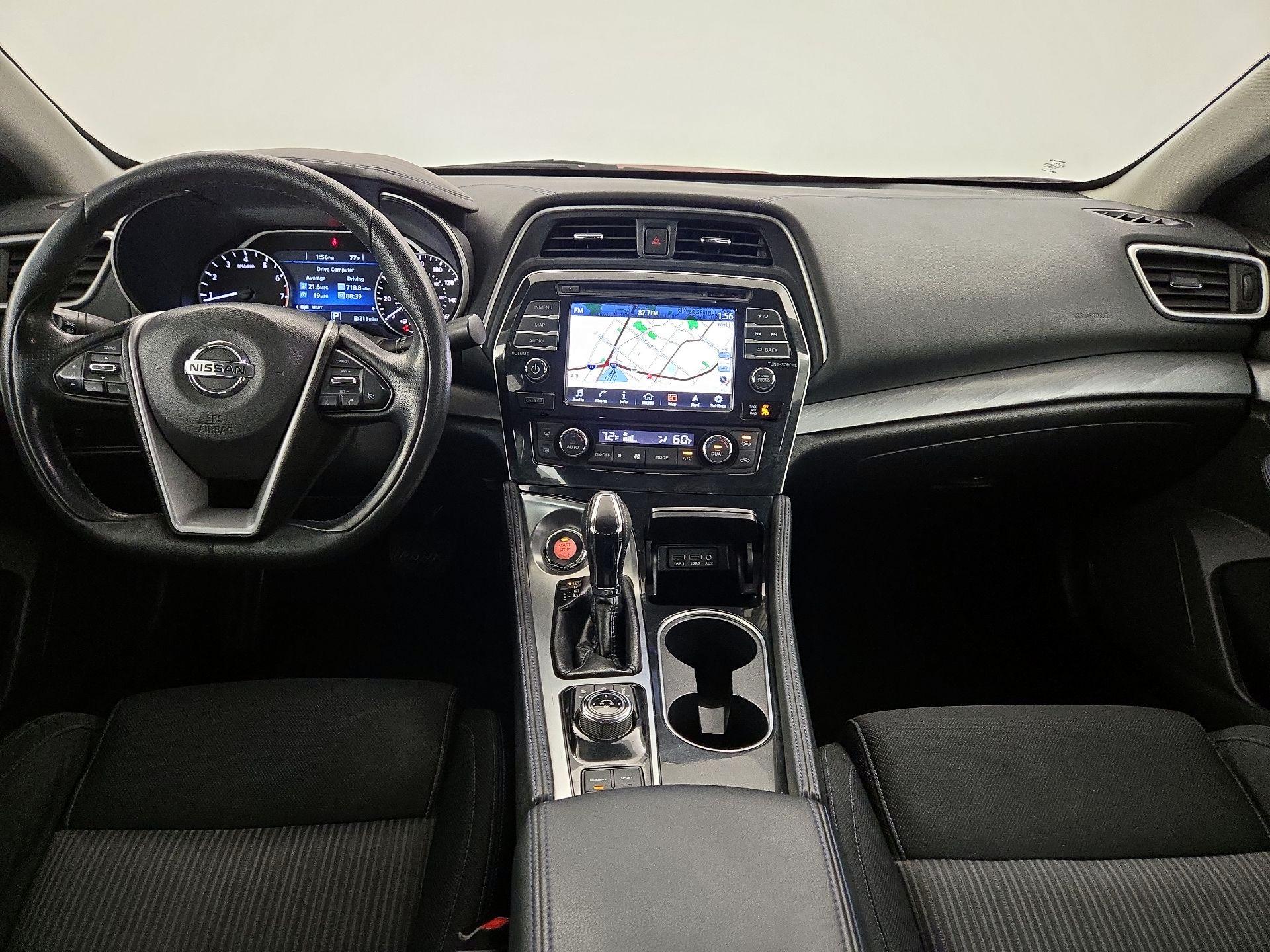 Thumbnail: 2017 Nissan Maxima - 9