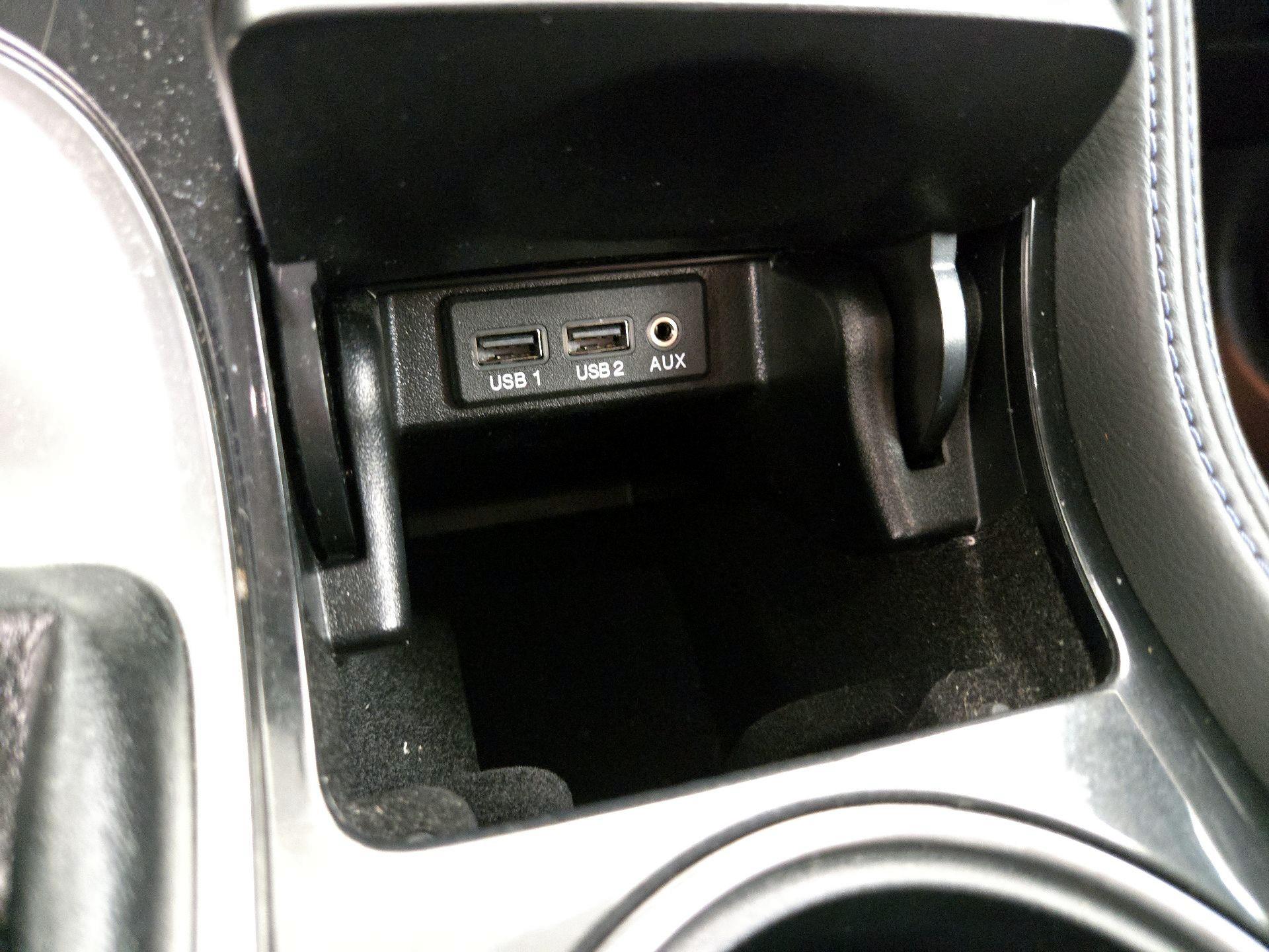 Thumbnail: 2017 Nissan Maxima - 19