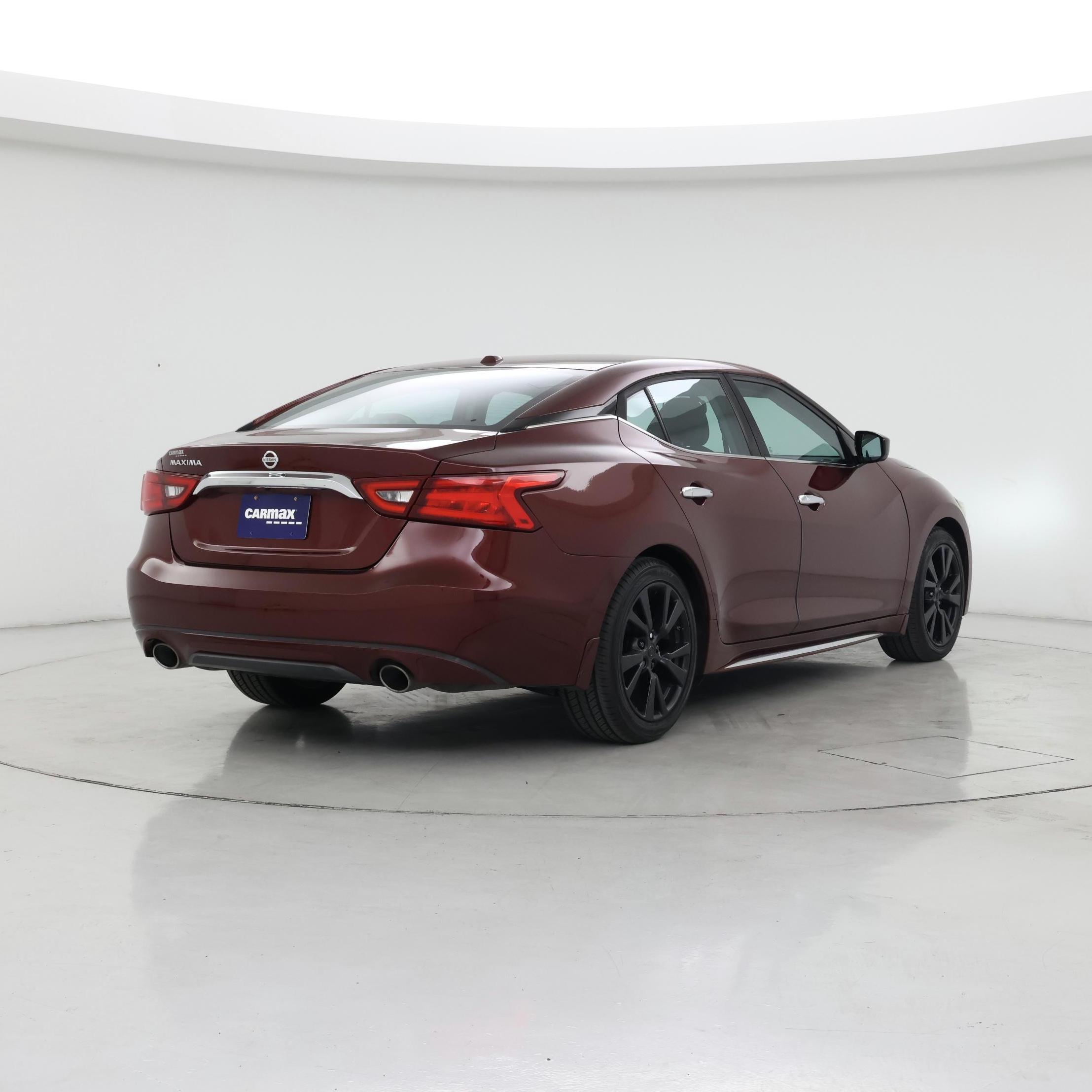 Thumbnail: 2017 Nissan Maxima - 8