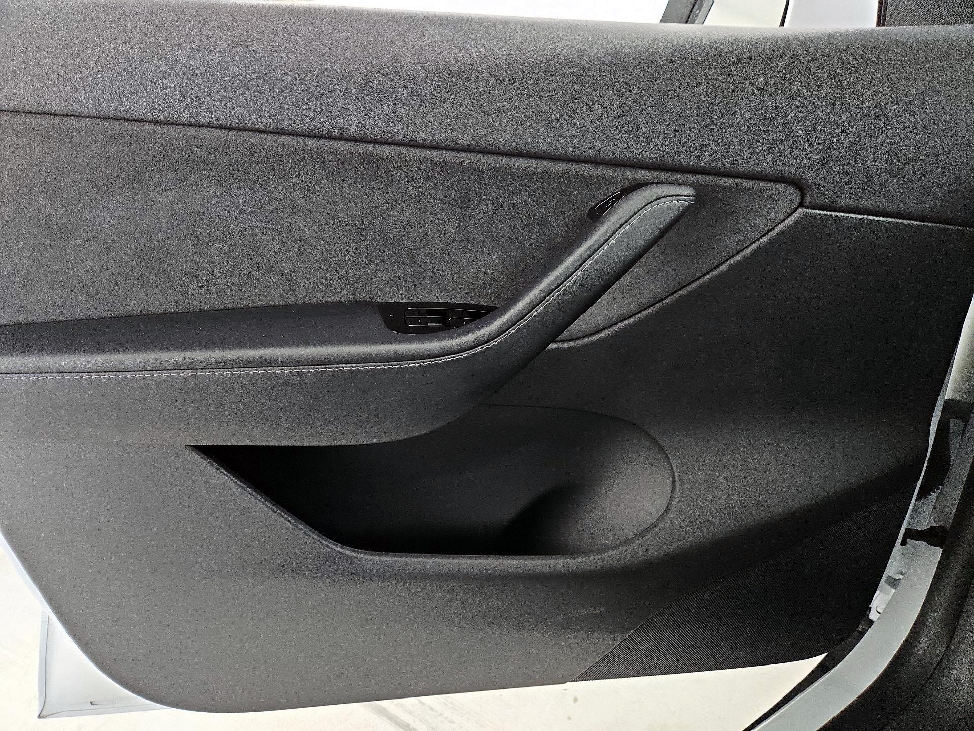 Thumbnail: 2020 Tesla Model Y - 12