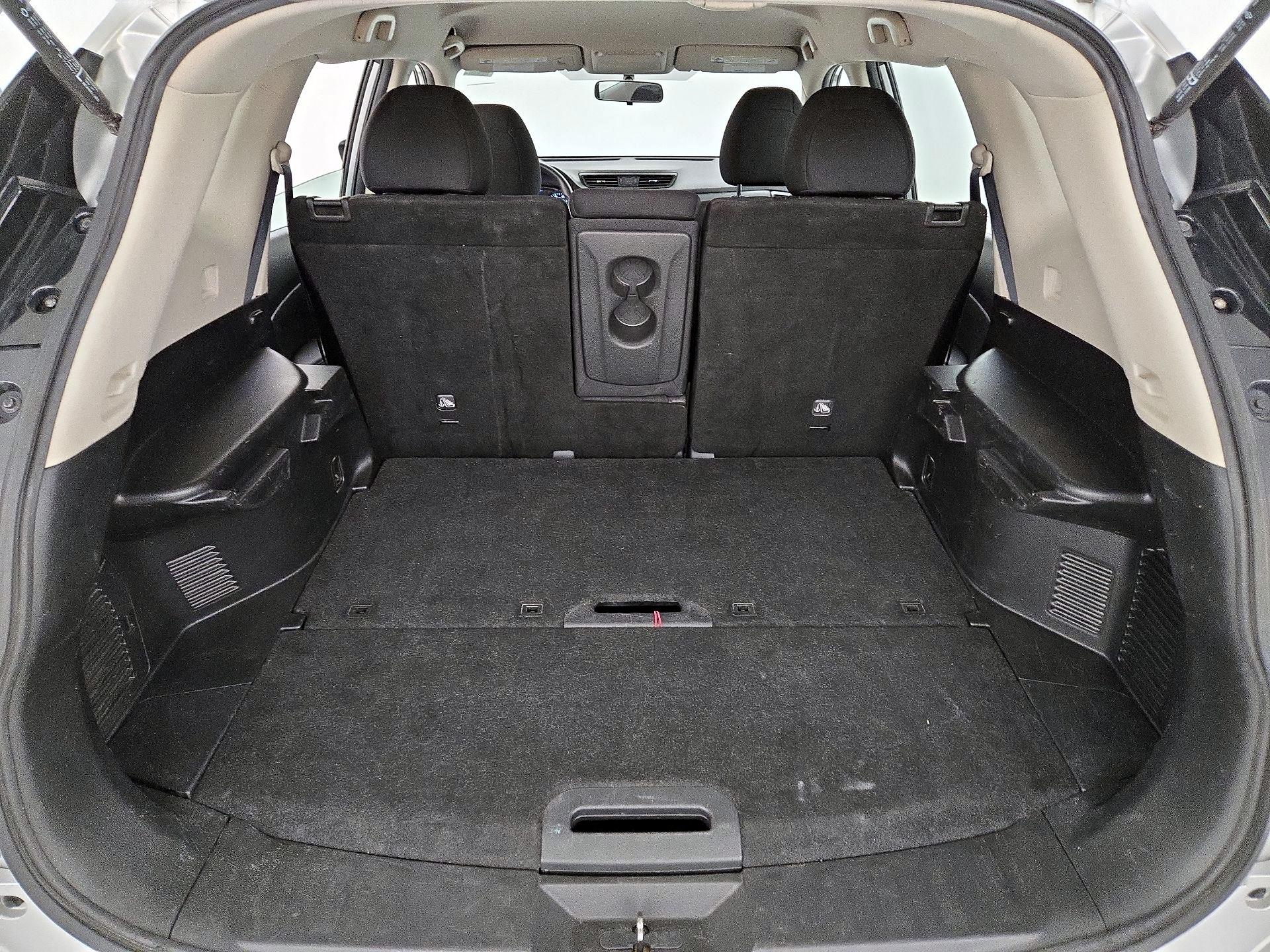 Thumbnail: 2018 Nissan Rogue - 20