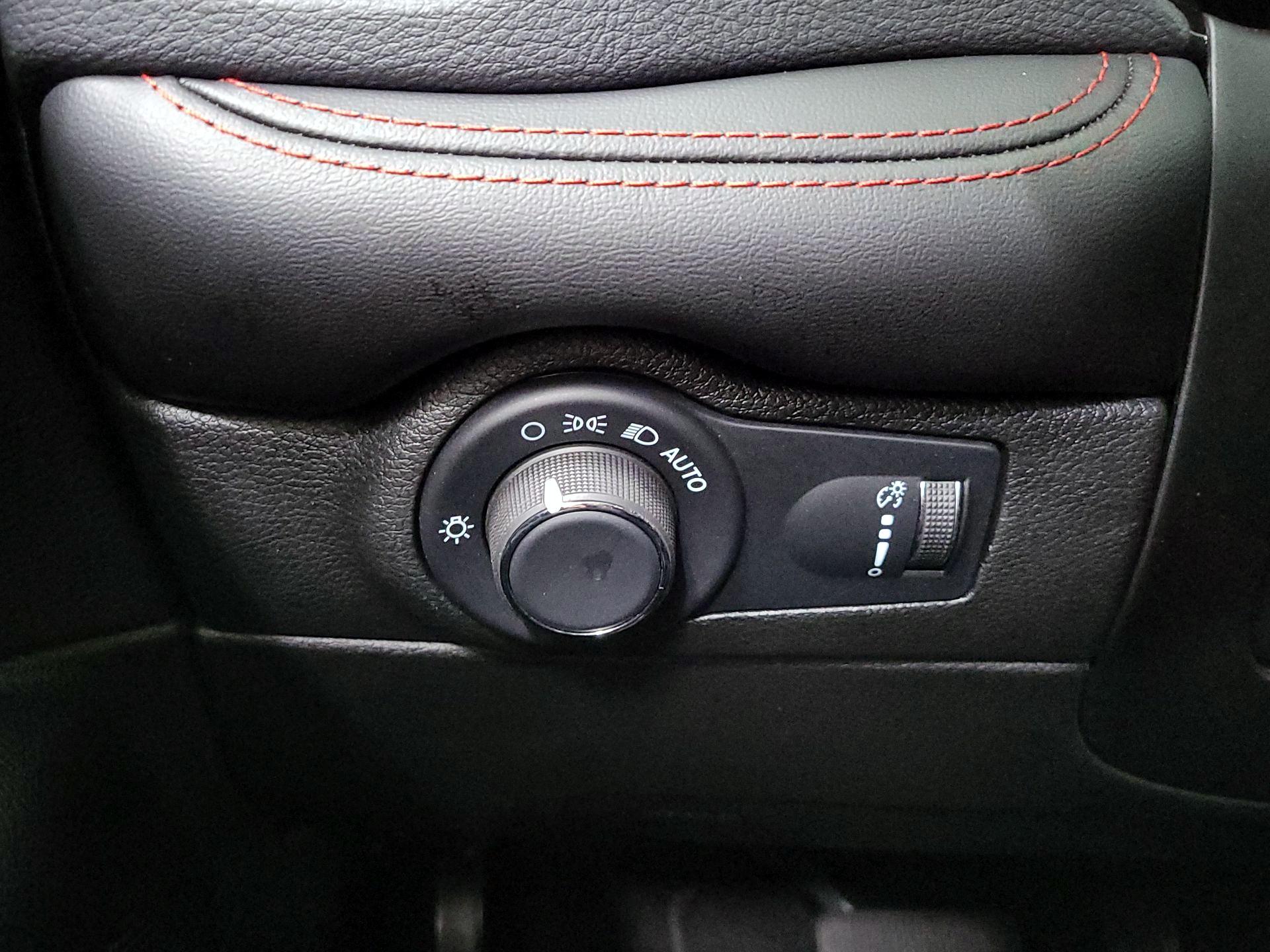 Thumbnail: 2025 Dodge Durango - 13