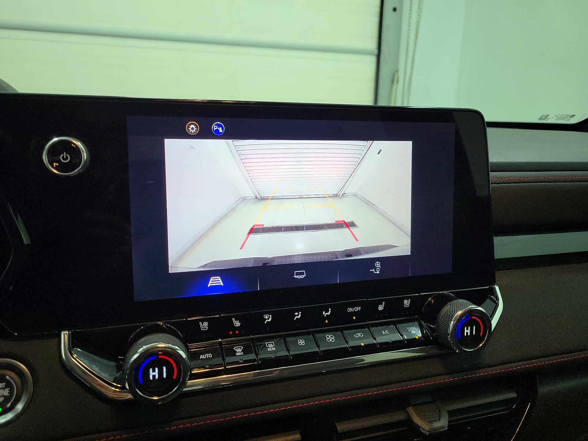 Thumbnail: 2023 Chevrolet Colorado - 15