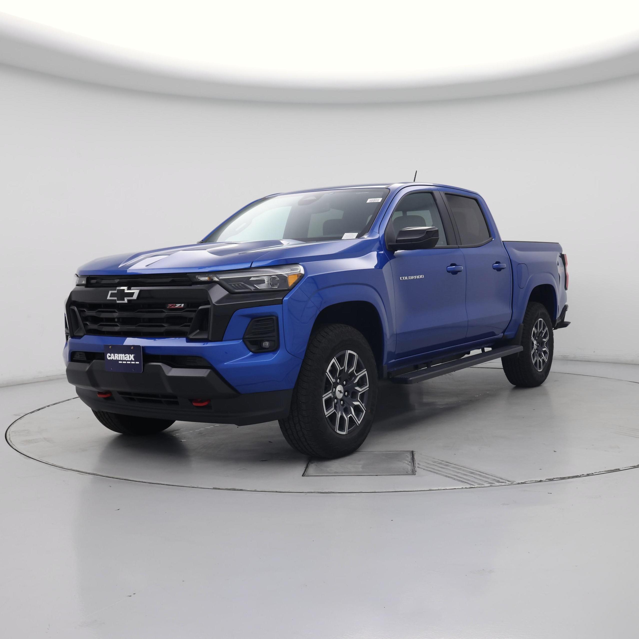 Thumbnail: 2023 Chevrolet Colorado - 4