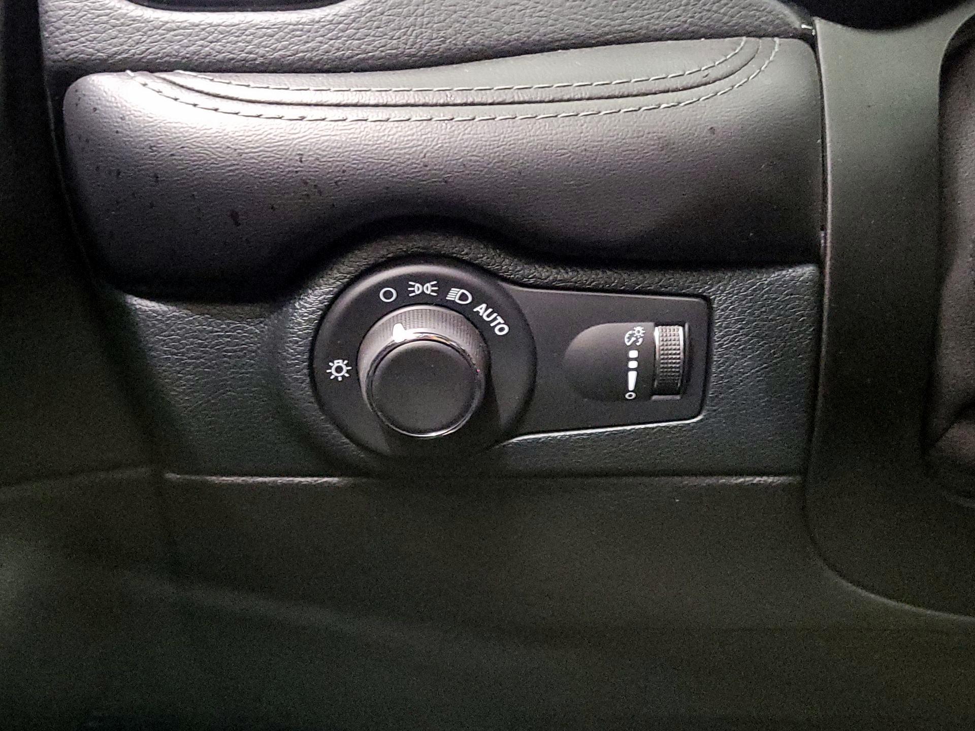 Thumbnail: 2023 Dodge Durango - 13