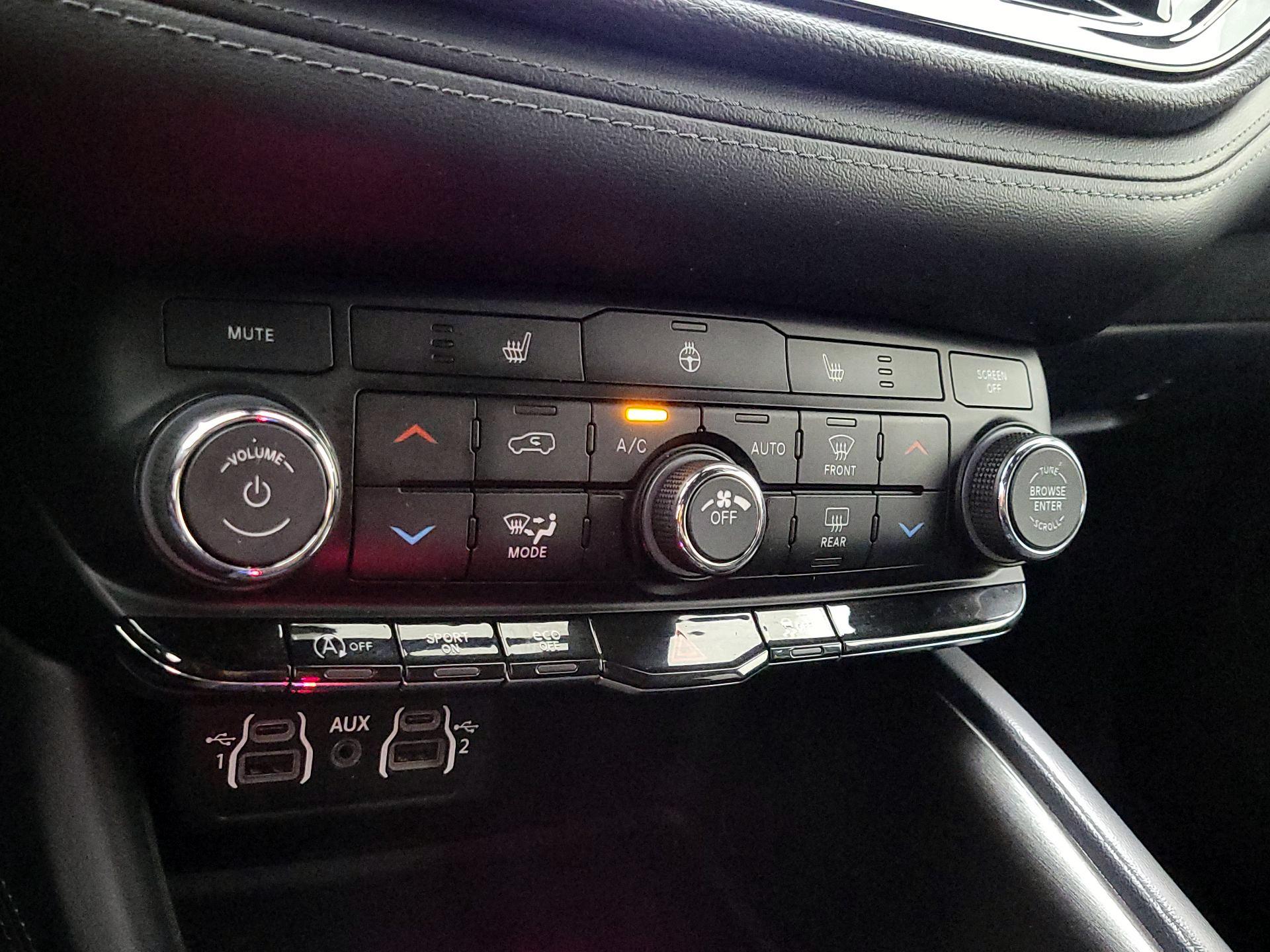 Thumbnail: 2023 Dodge Durango - 16