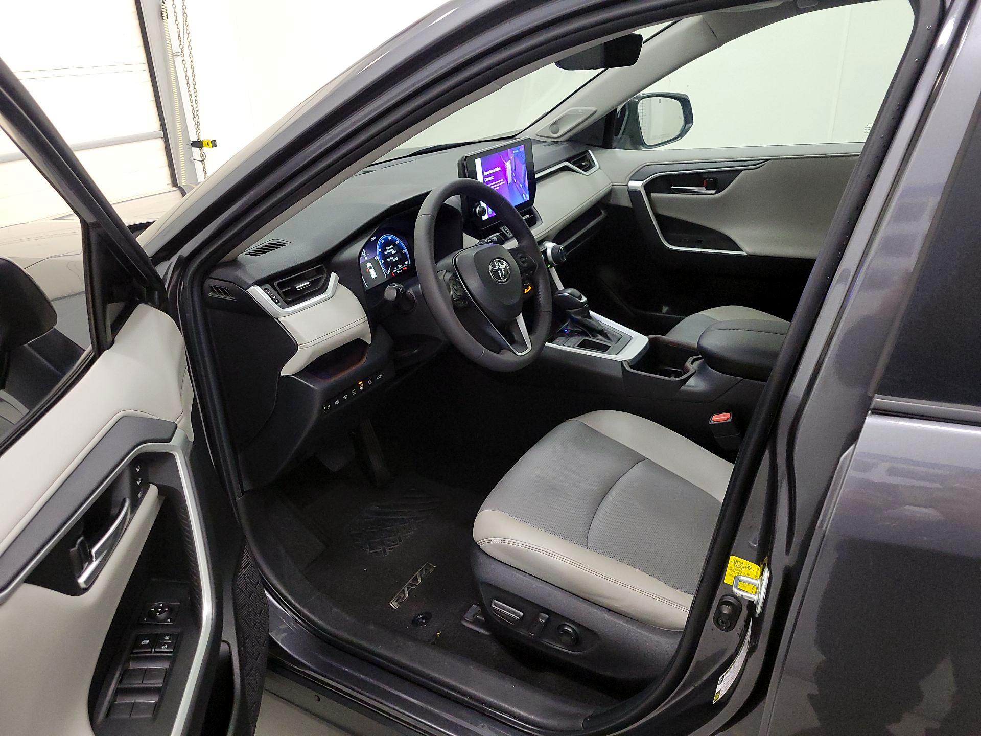 Thumbnail: 2023 Toyota RAV4 - 11