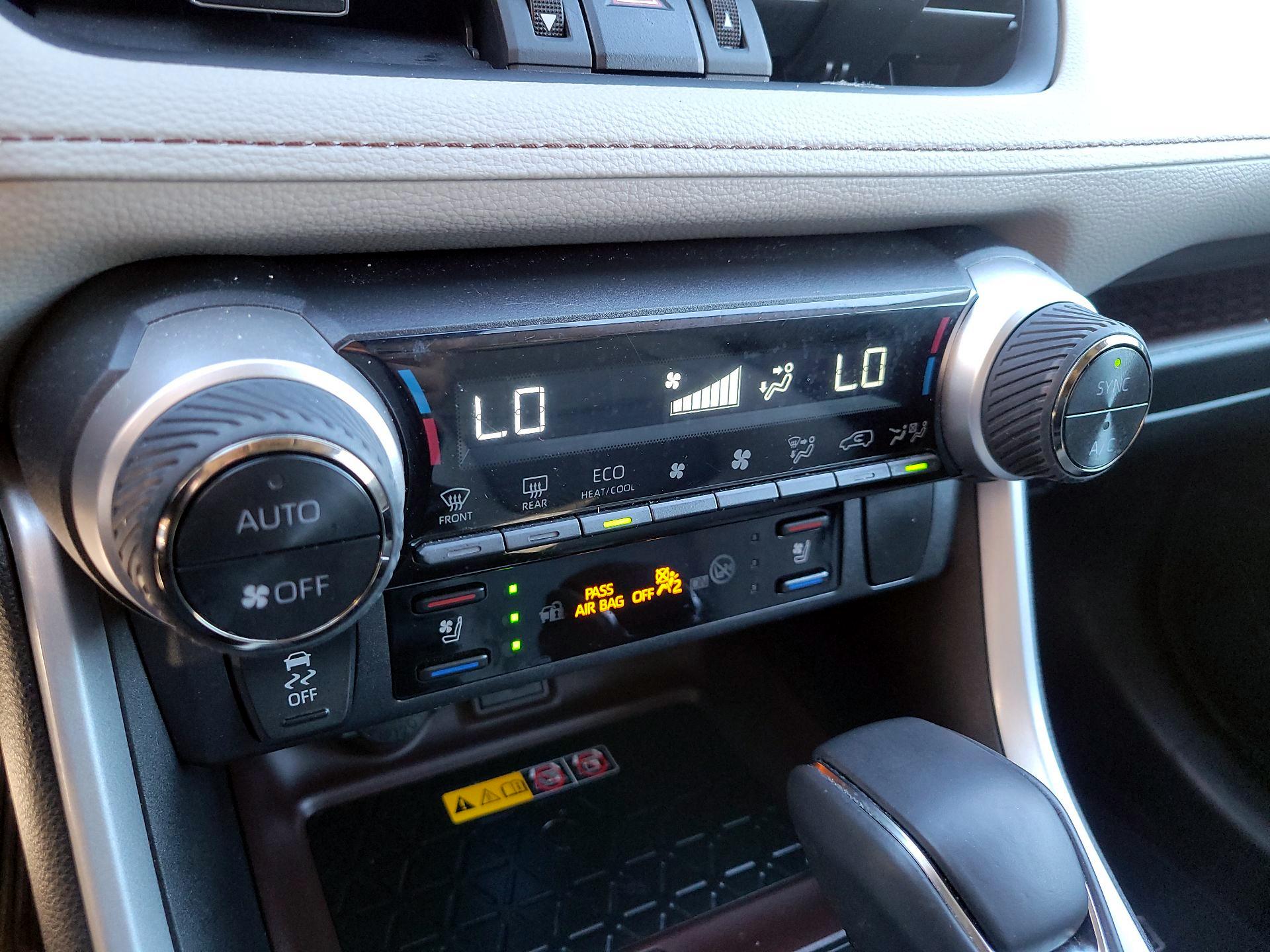 Thumbnail: 2023 Toyota RAV4 - 16