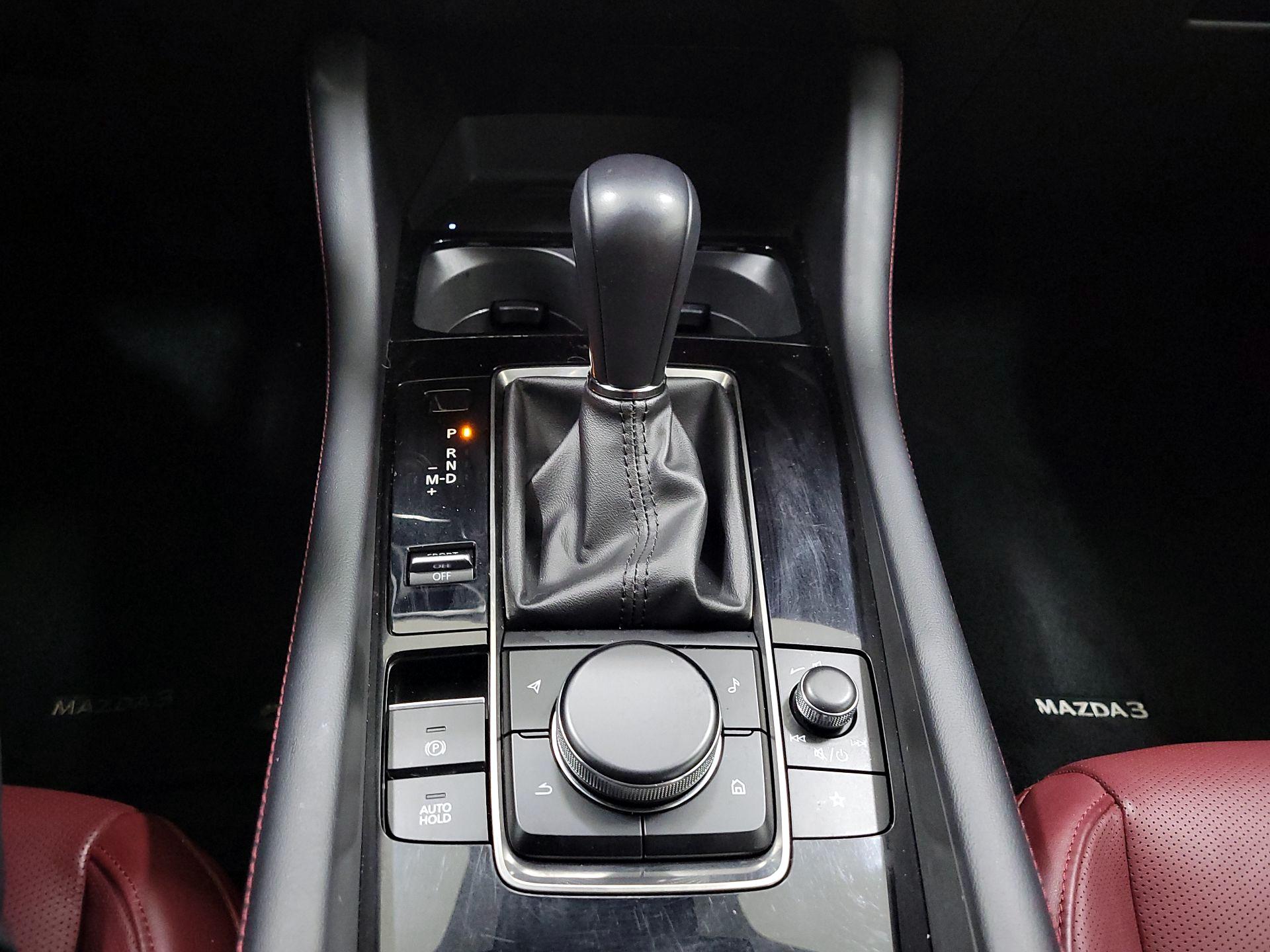 Thumbnail: 2025 Mazda Mazda3 - 17