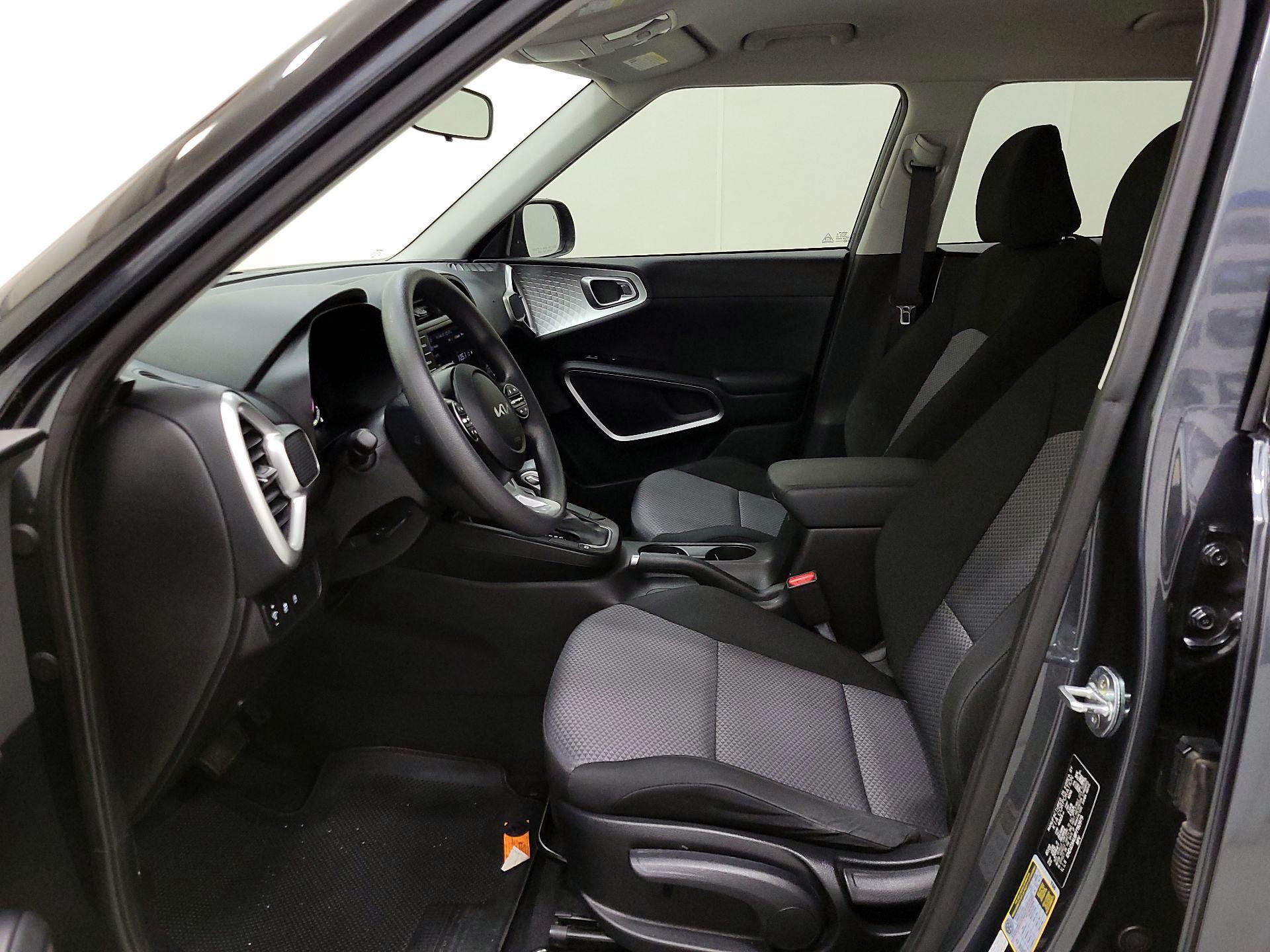 Thumbnail: 2023 Kia Soul - 11