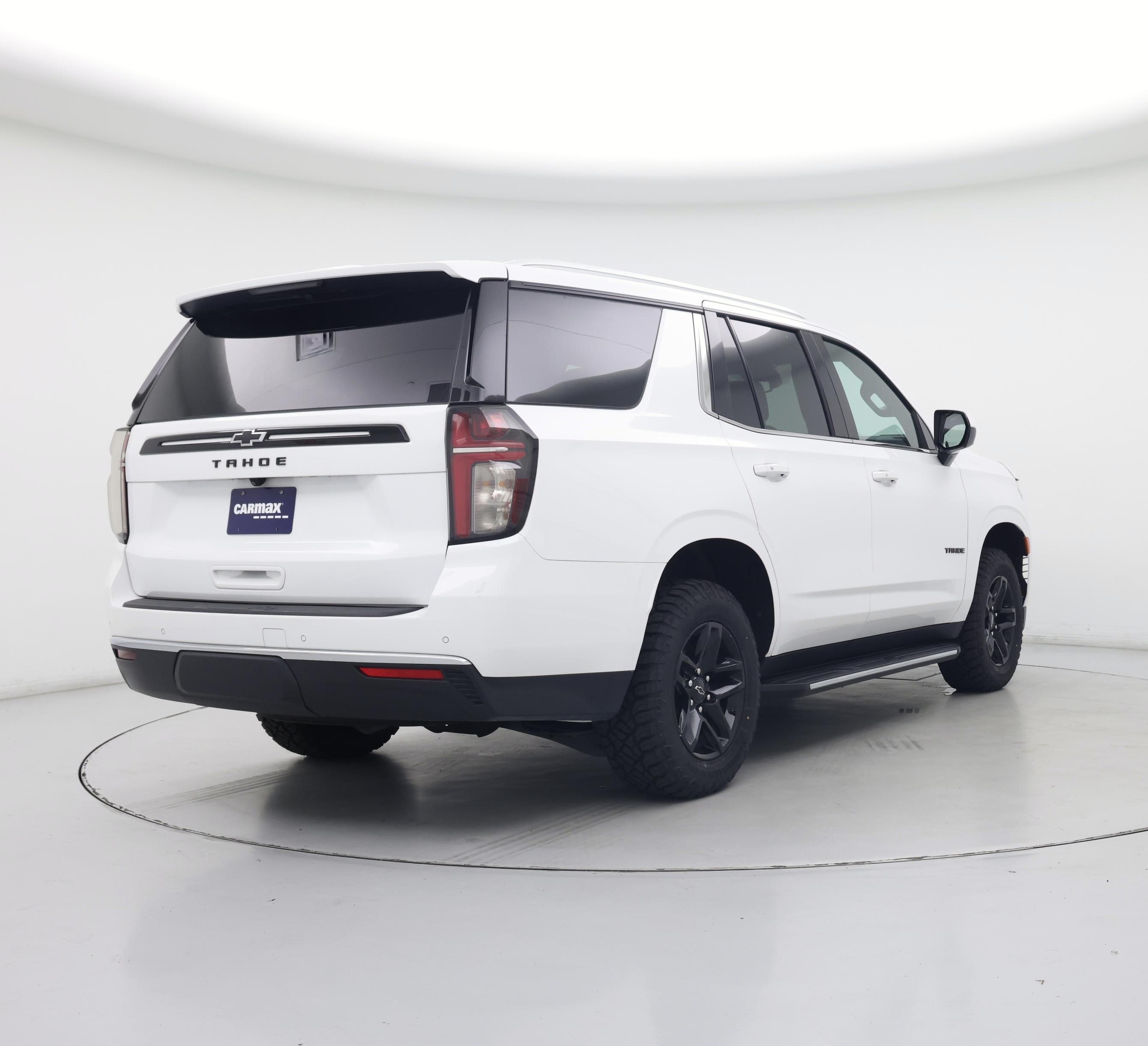 Thumbnail: 2023 Chevrolet Tahoe - 8