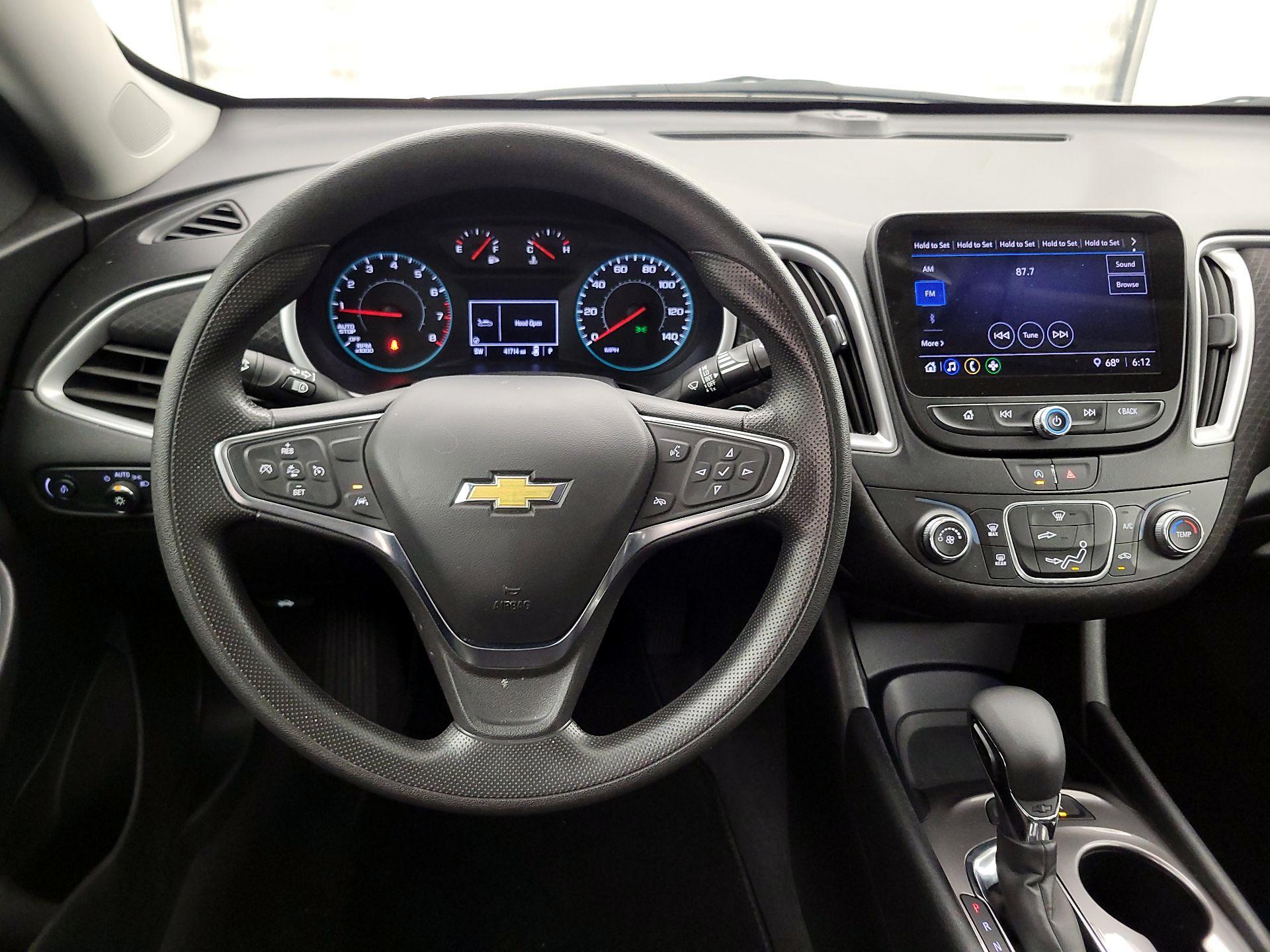 Thumbnail: 2024 Chevrolet Malibu - 10