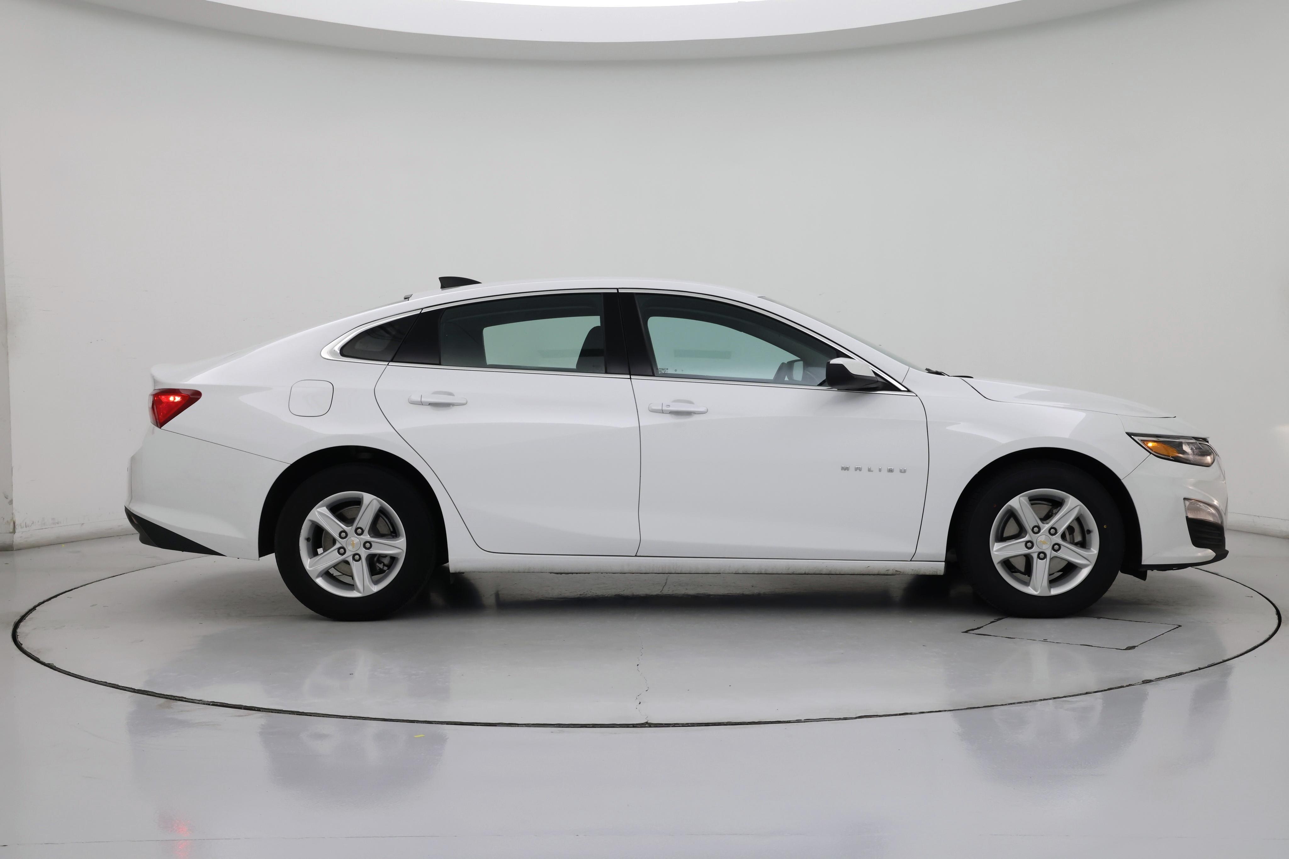 Thumbnail: 2024 Chevrolet Malibu - 7