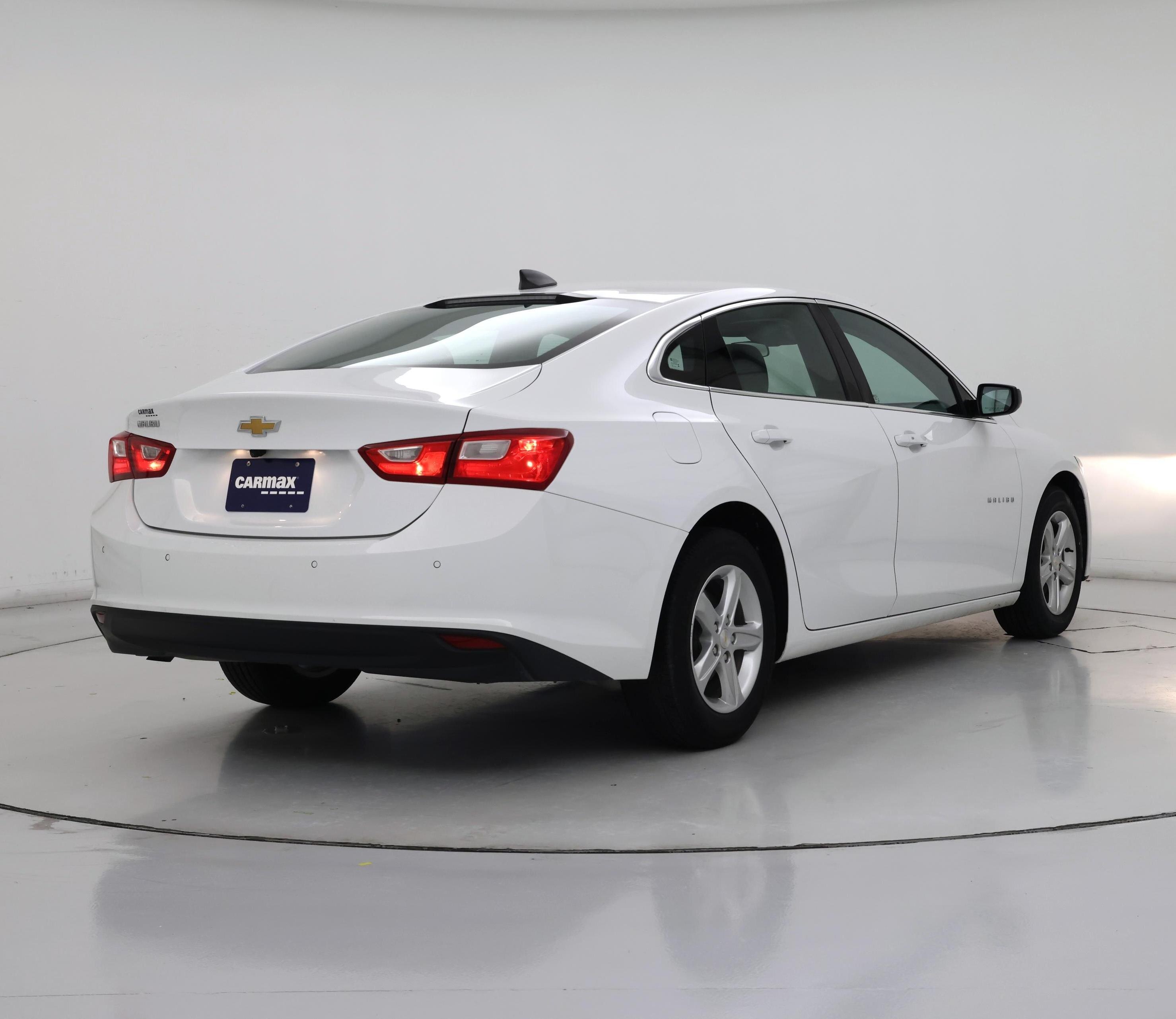Thumbnail: 2024 Chevrolet Malibu - 8