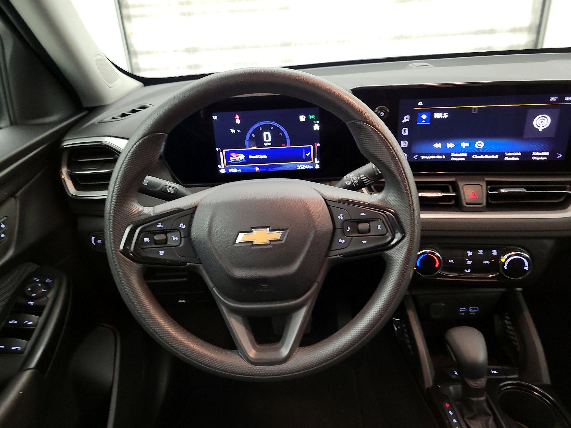 Thumbnail: 2024 Chevrolet TrailBlazer - 10