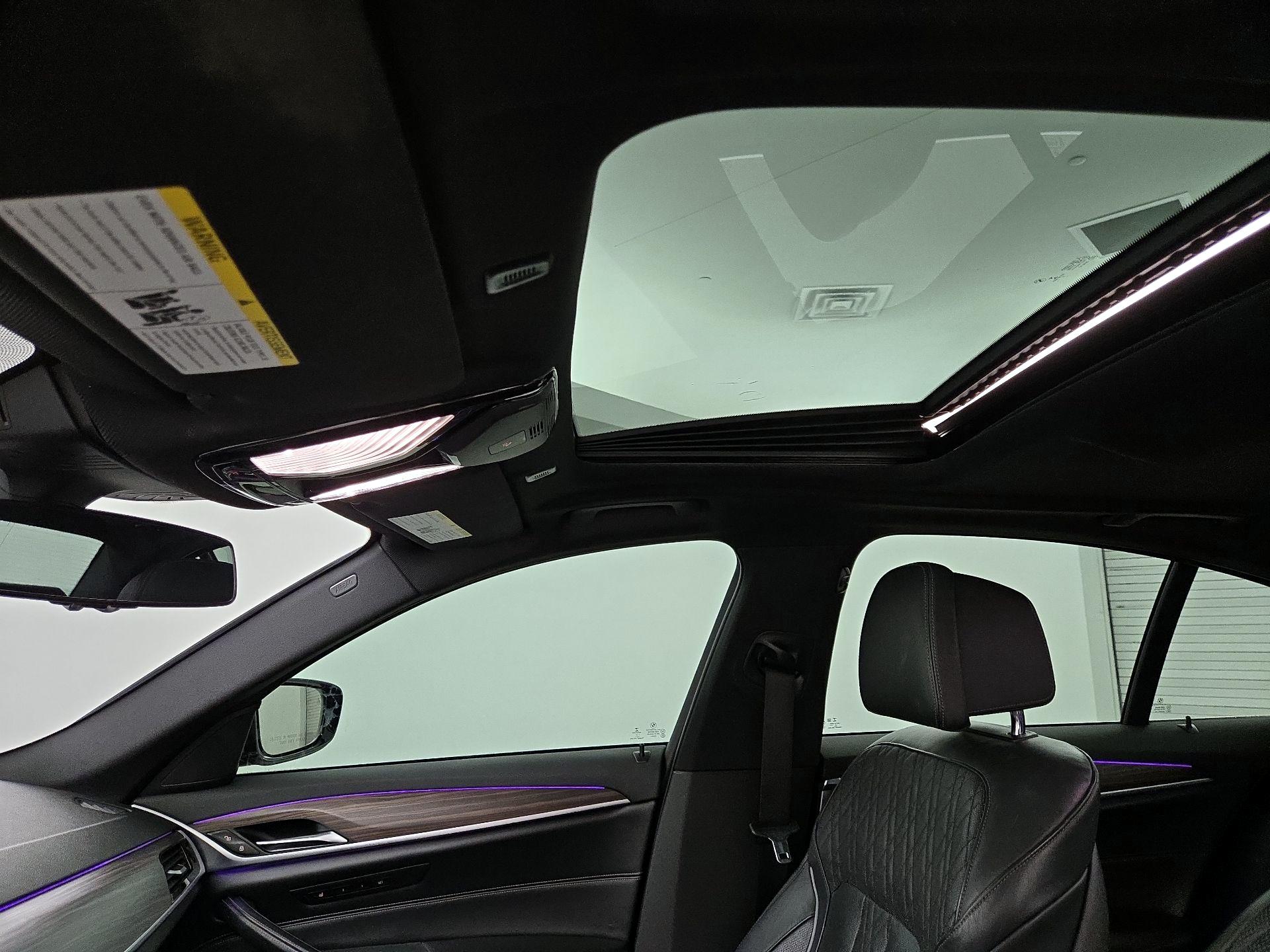 Thumbnail: 2018 BMW 5 Series - 20