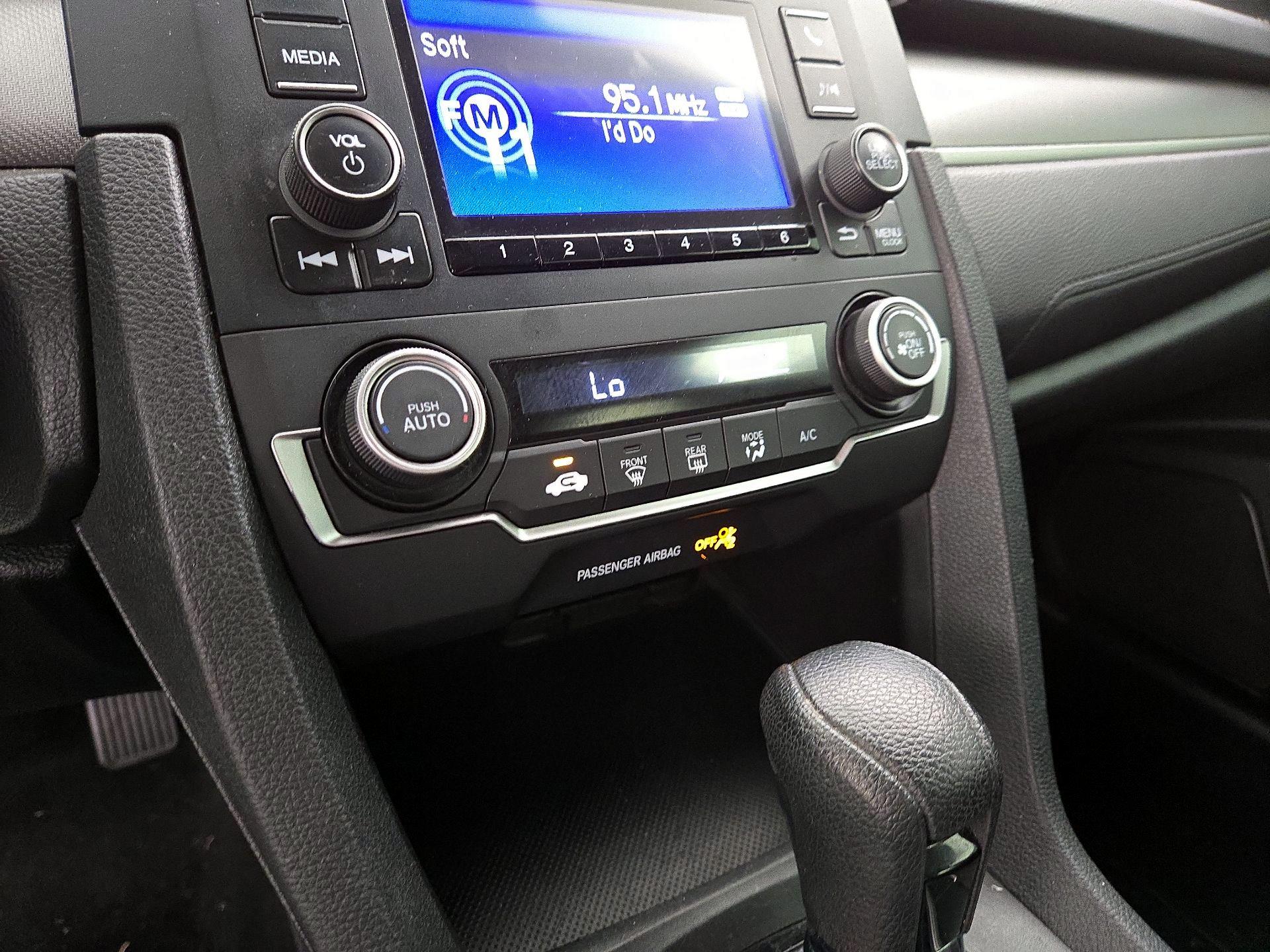 Thumbnail: 2018 Honda Civic - 16