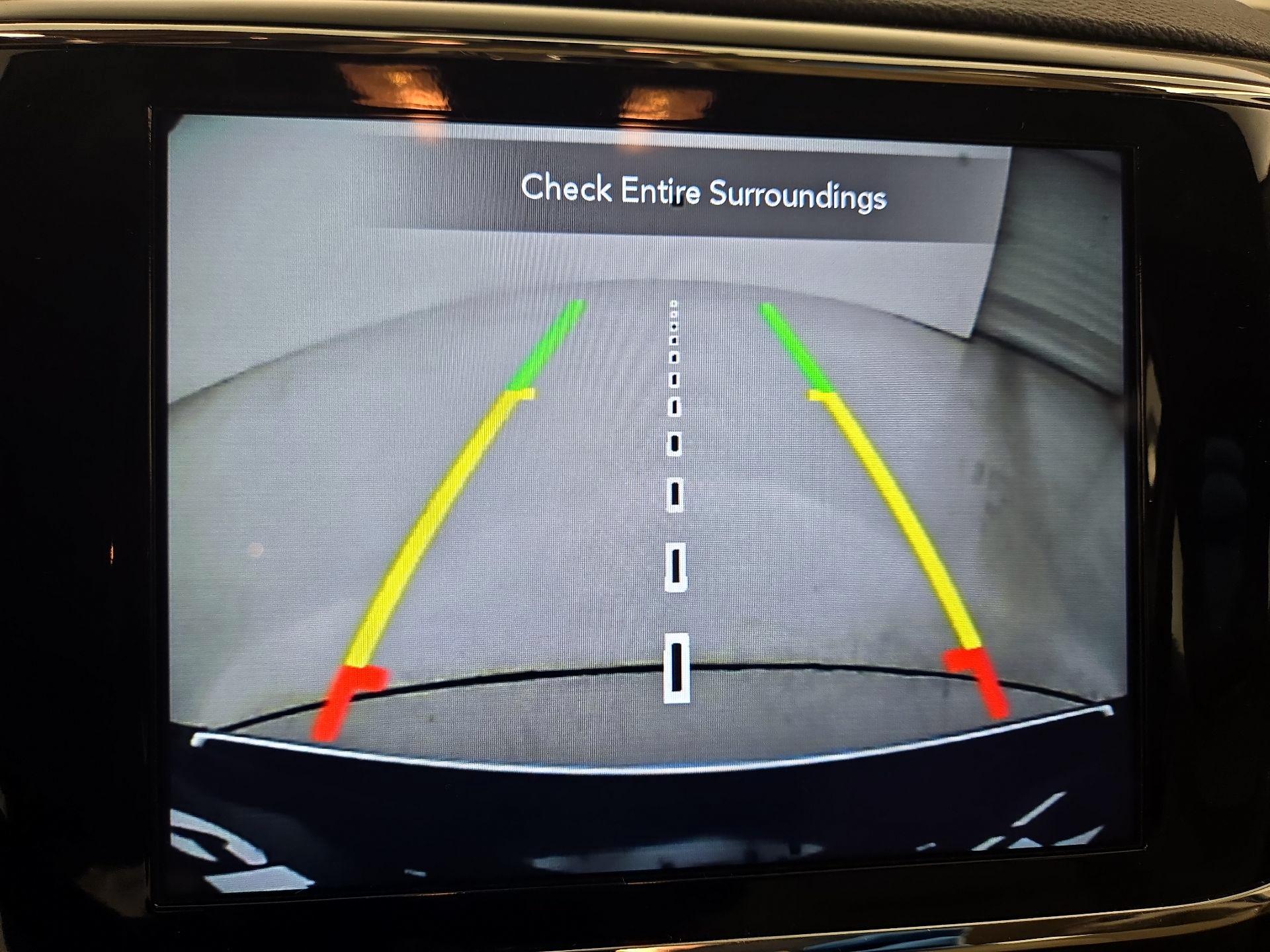 Thumbnail: 2020 Jeep Grand Cherokee - 15