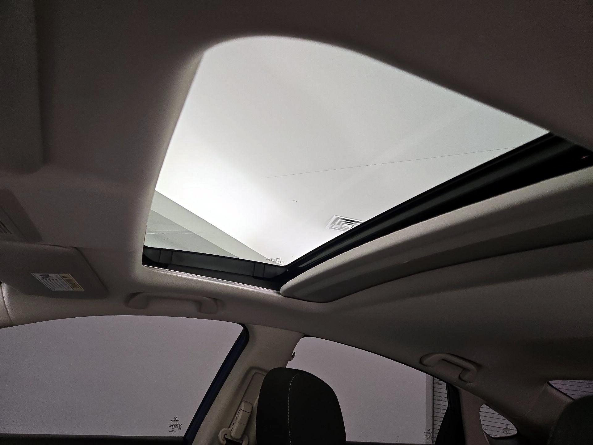 Thumbnail: 2017 Honda Civic - 18