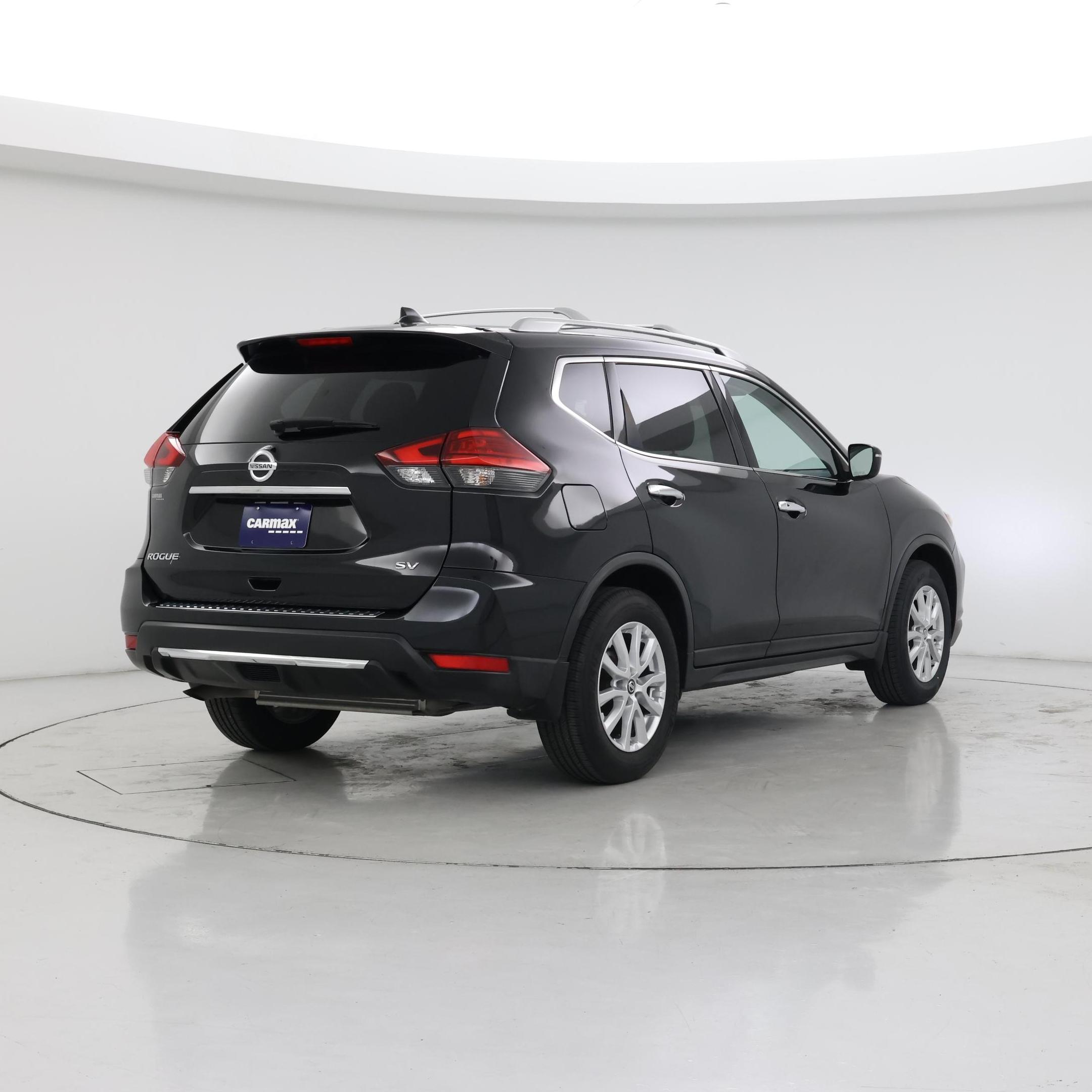 Thumbnail: 2017 Nissan Rogue - 8