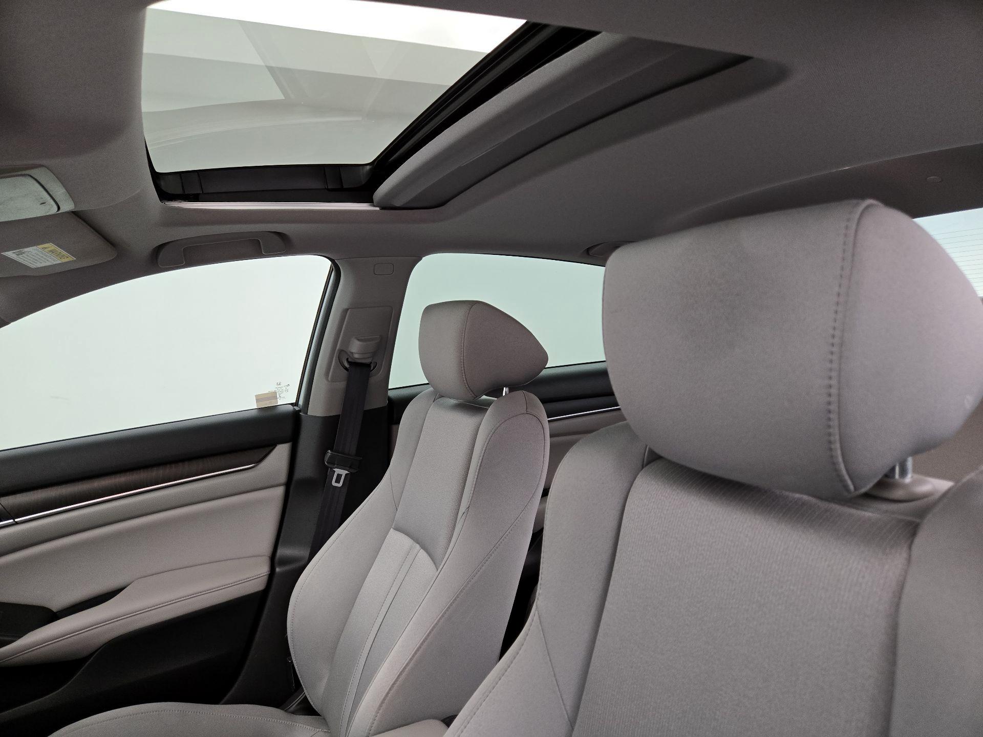 Thumbnail: 2019 Honda Accord - 19