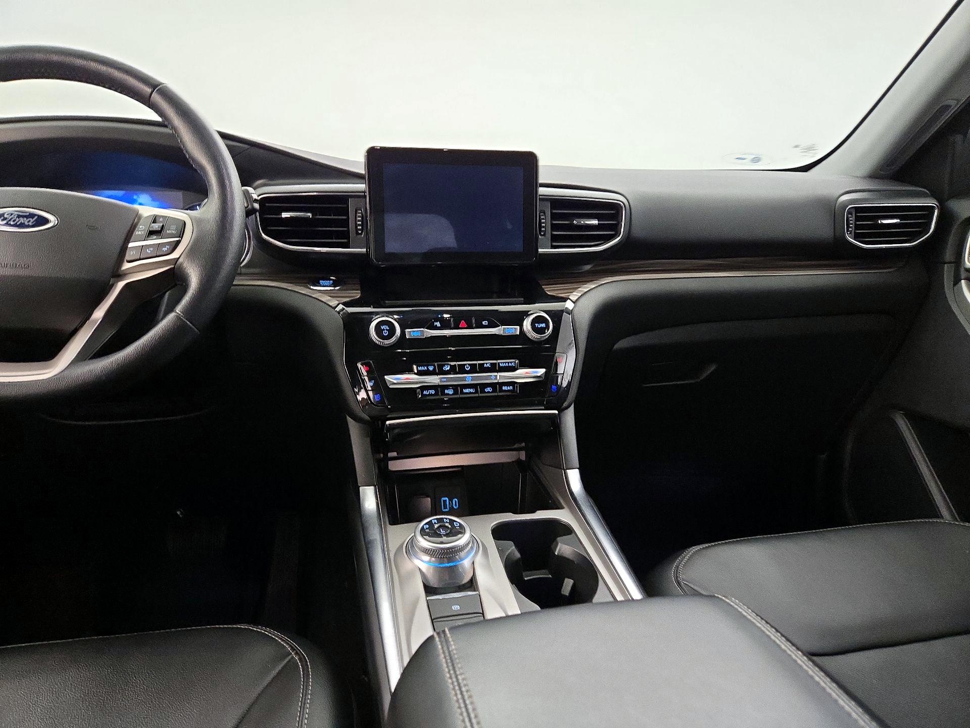 Thumbnail: 2021 Ford Explorer - 9