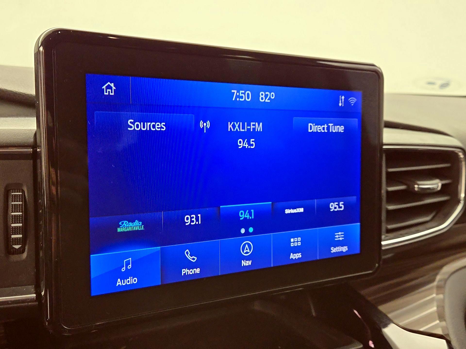 Thumbnail: 2021 Ford Explorer - 16