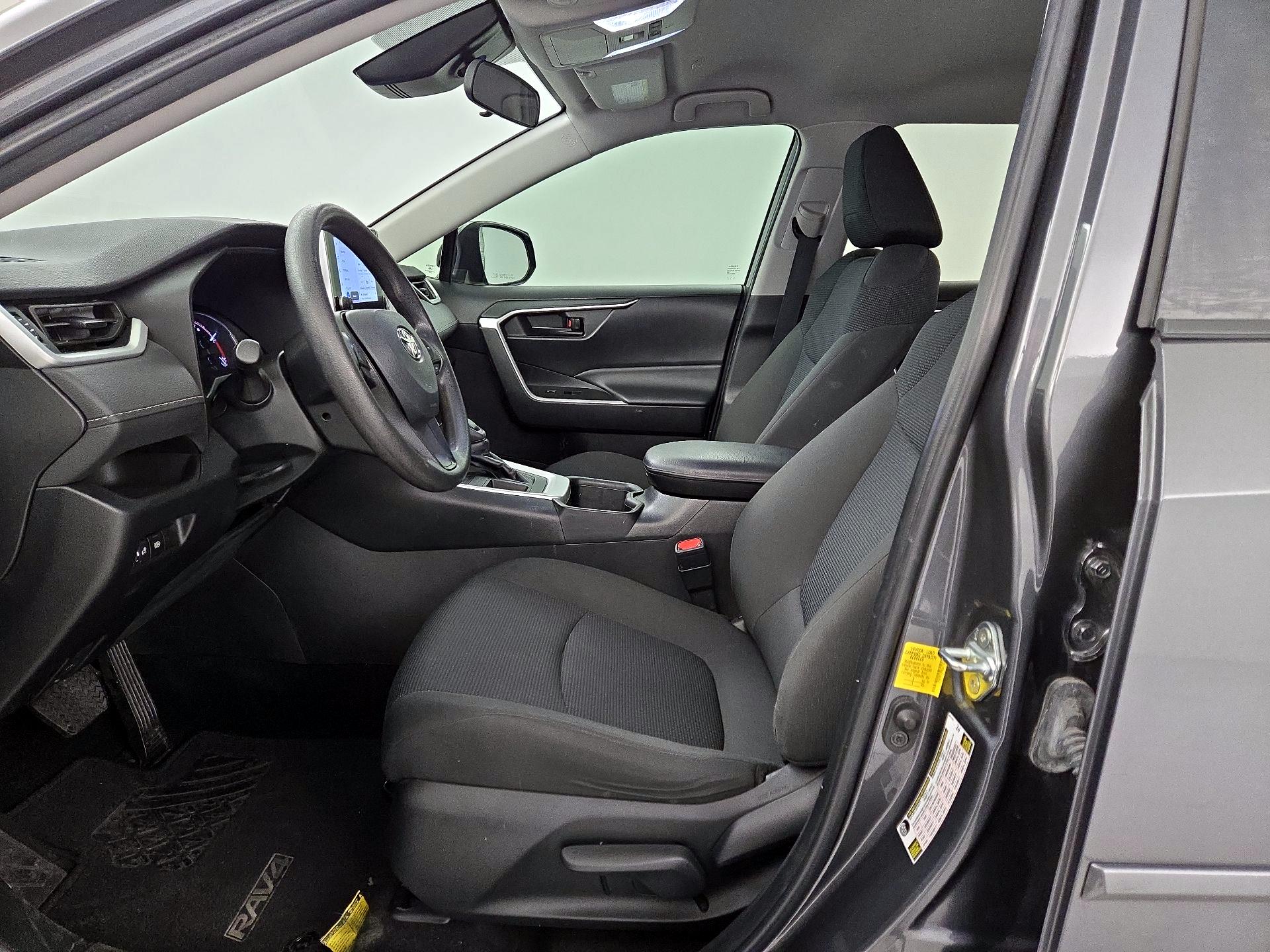 Thumbnail: 2023 Toyota RAV4 - 11