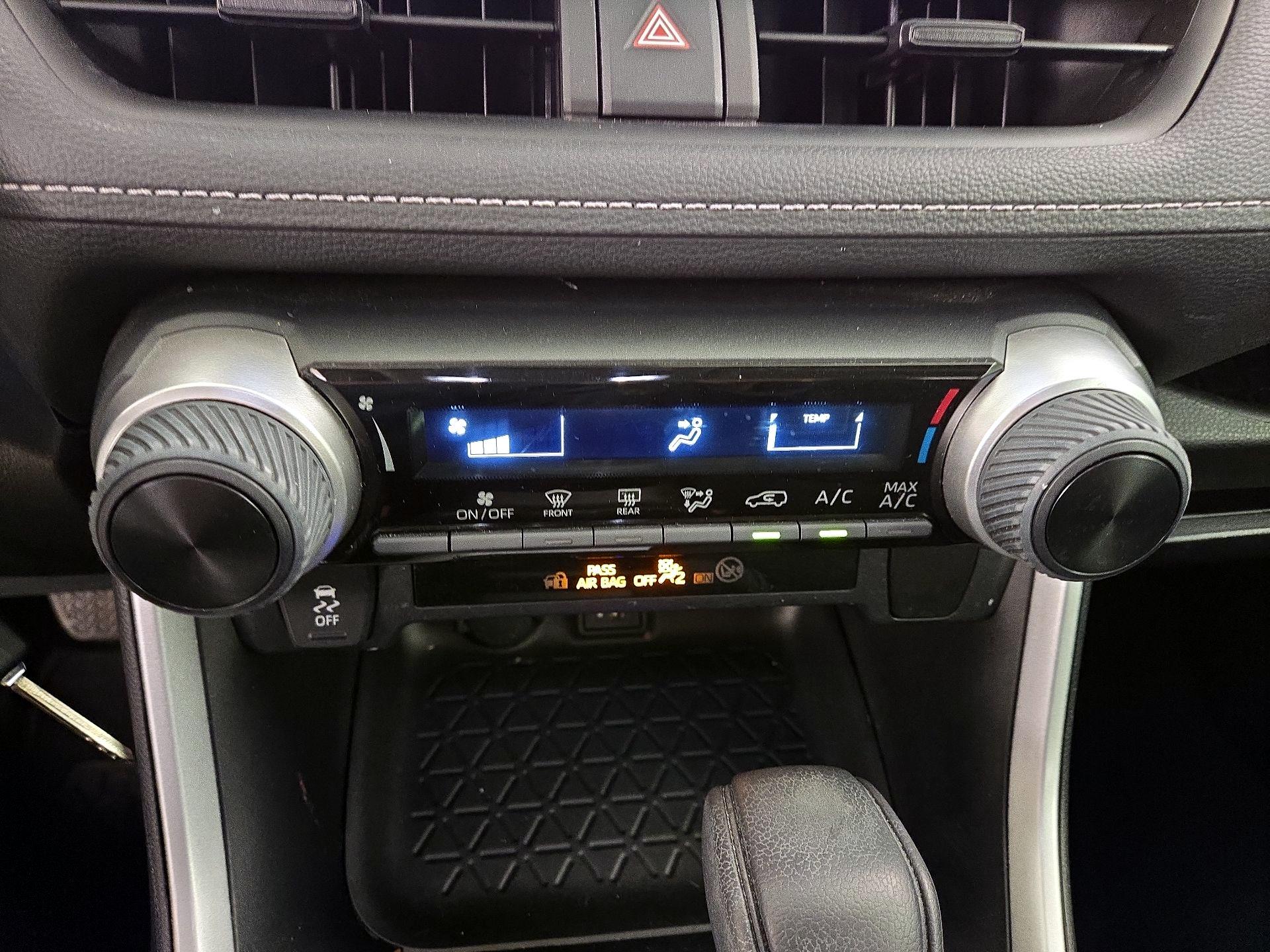 Thumbnail: 2023 Toyota RAV4 - 16