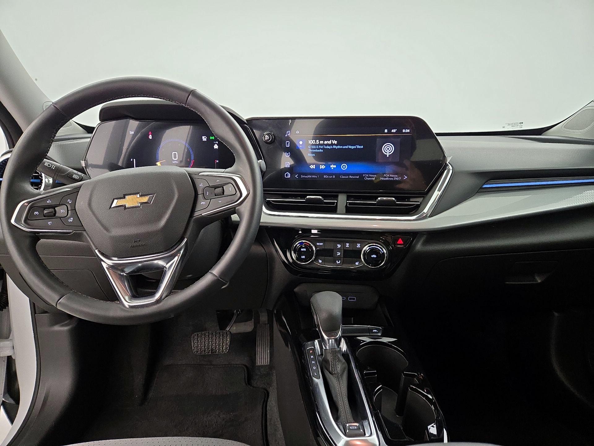 Thumbnail: 2025 Chevrolet Trax - 9