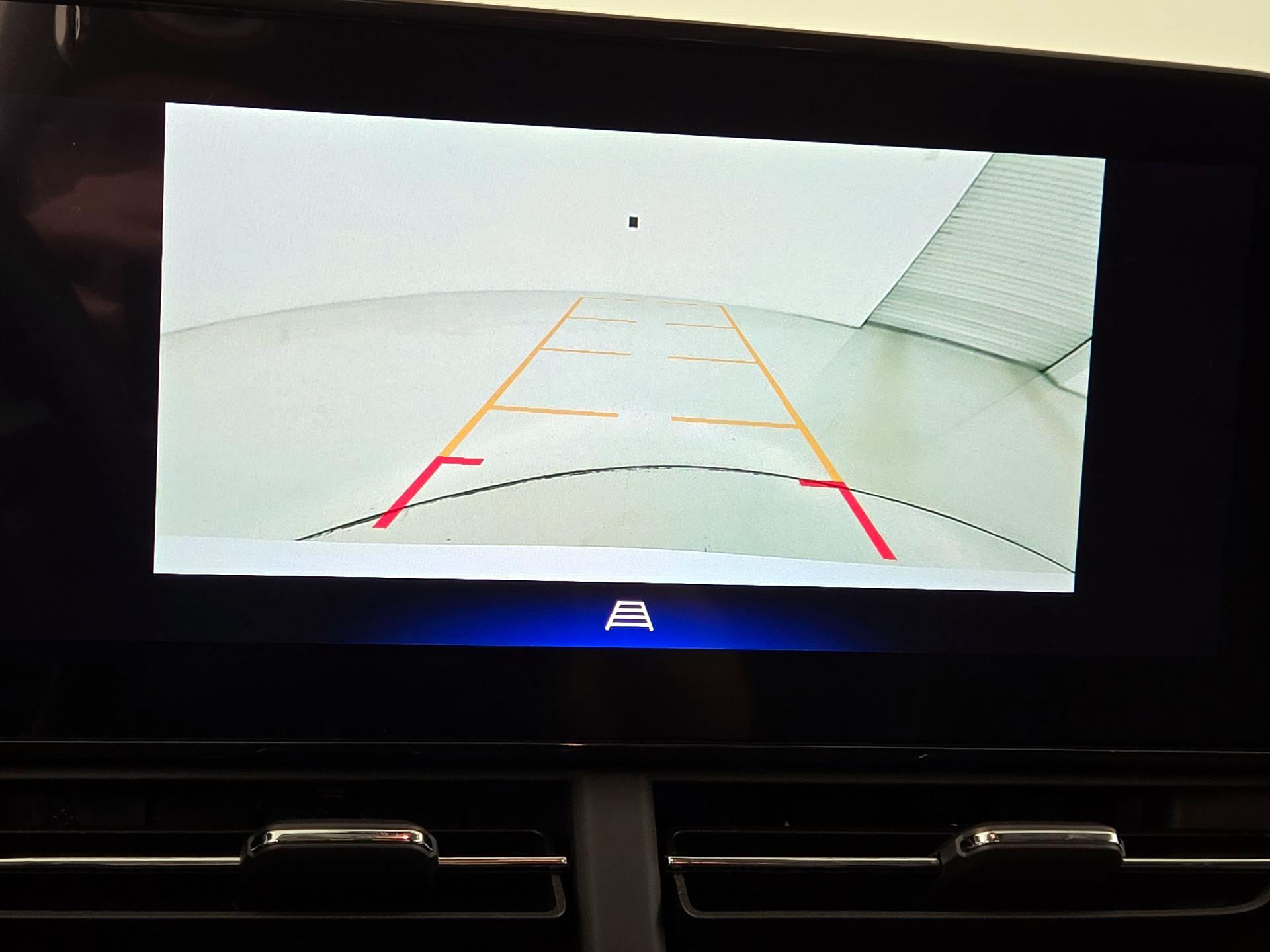 Thumbnail: 2025 Chevrolet Trax - 14