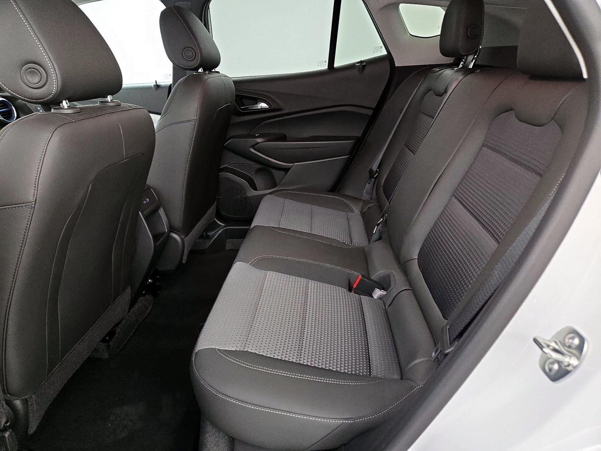 Thumbnail: 2025 Chevrolet Trax - 19